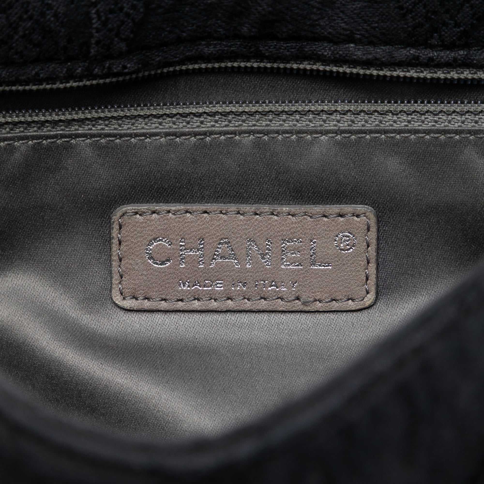 Chanel Crinkled Coated Canvas Le Marais Ligne Flap - image 5