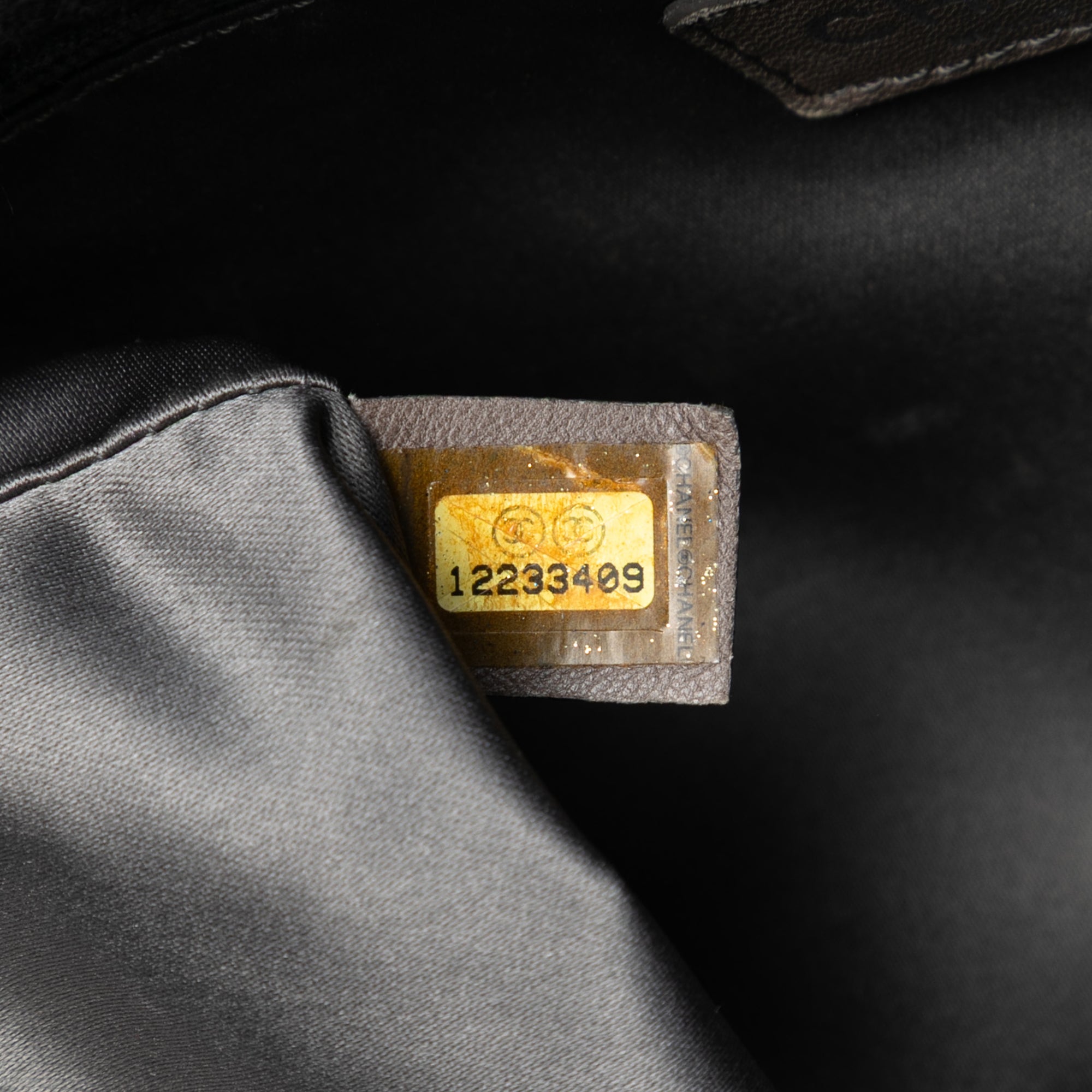 Chanel Crinkled Coated Canvas Le Marais Ligne Flap - image 6