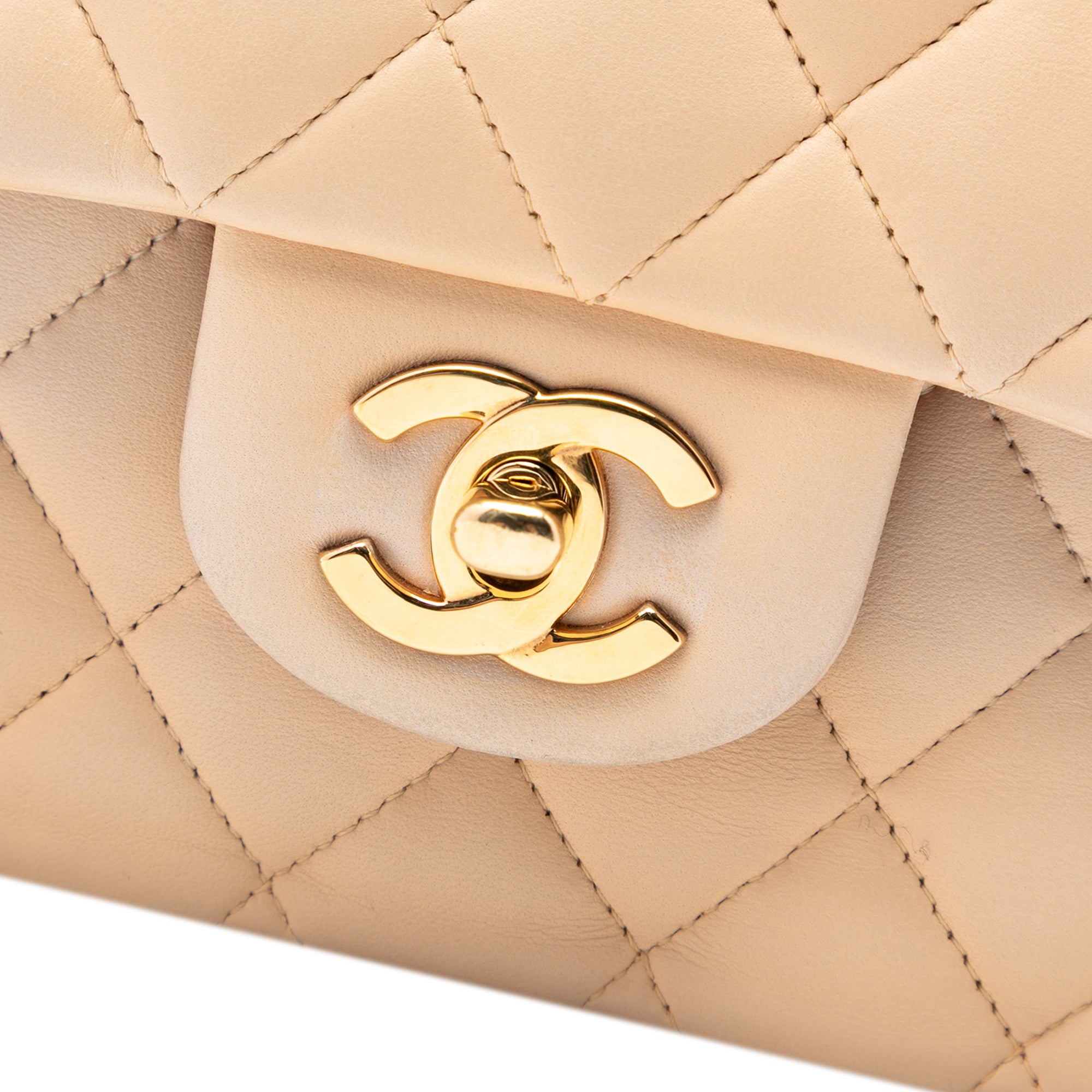 Chanel Medium Classic Lambskin Double Flap - image 6