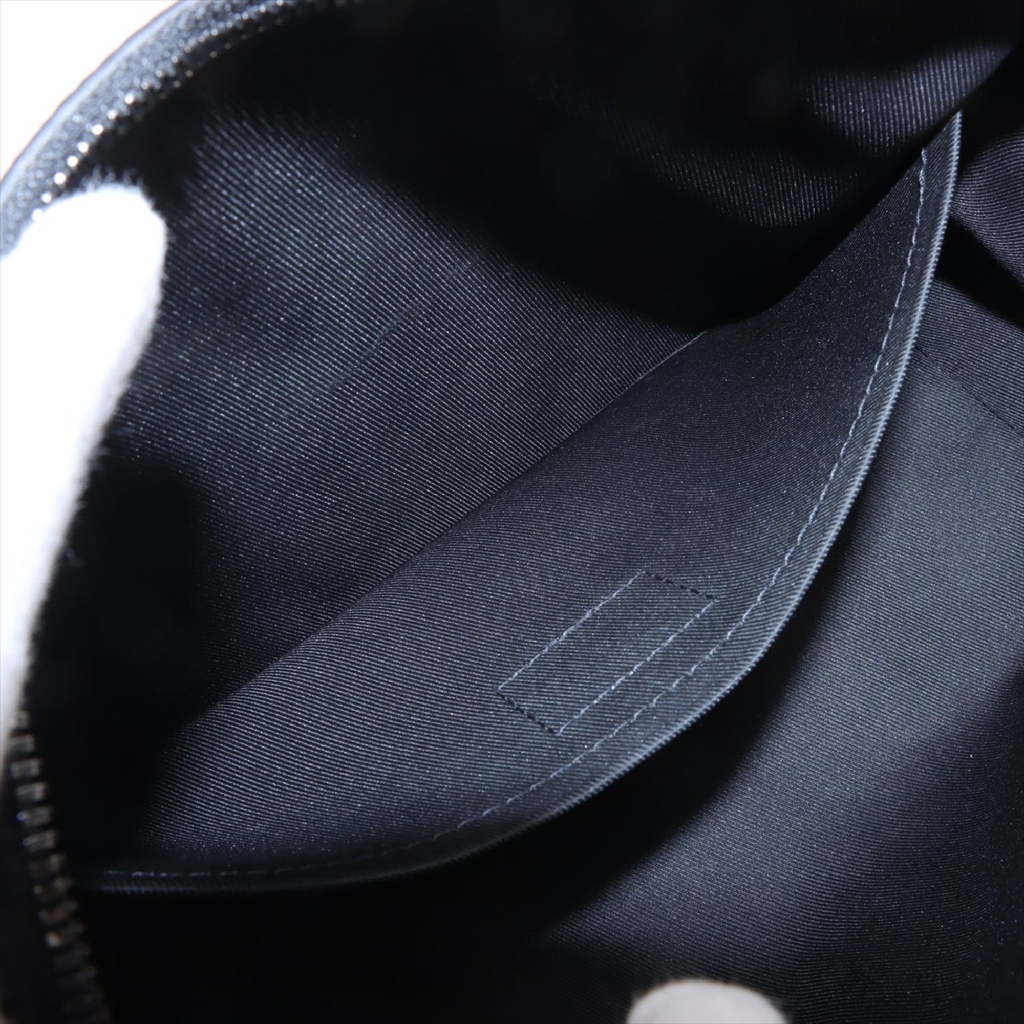Louis Vuitton Aerogram City Keepall - image 4