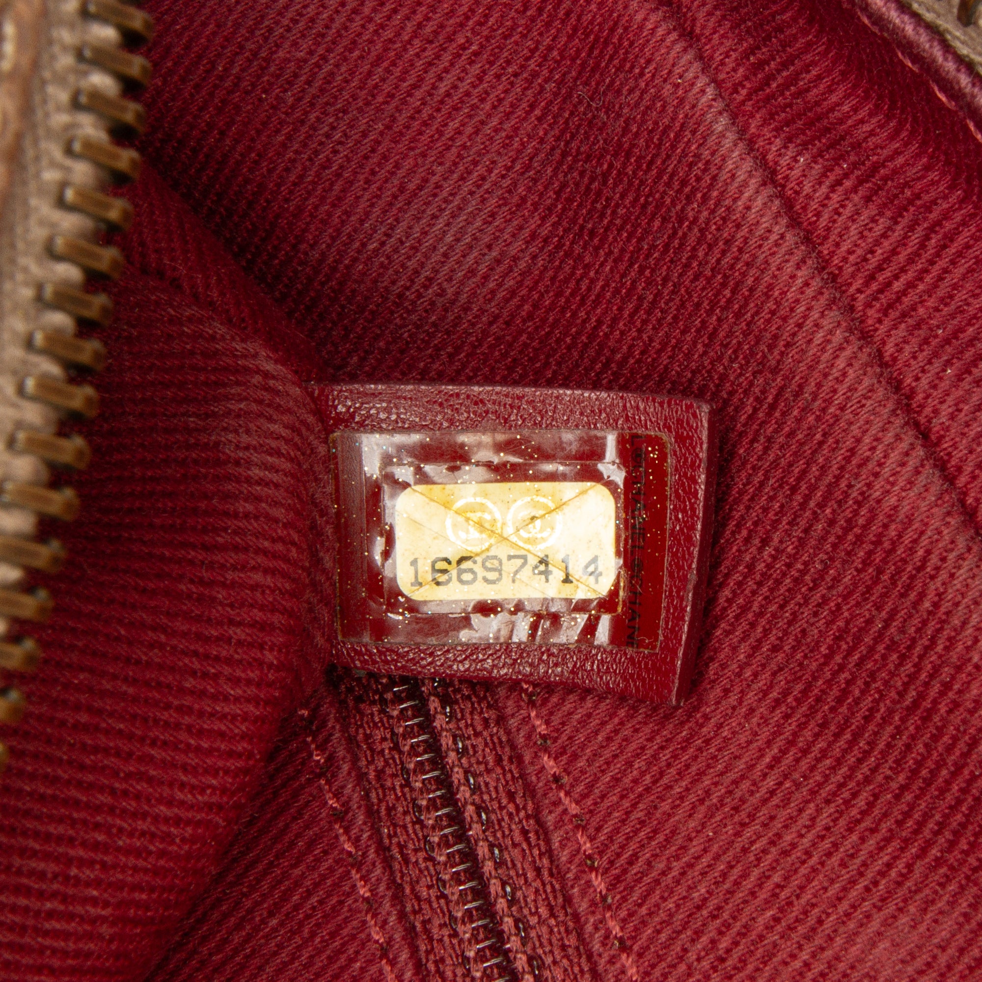 Chanel Large Quilted Caviar Shiva Flap - image 6
