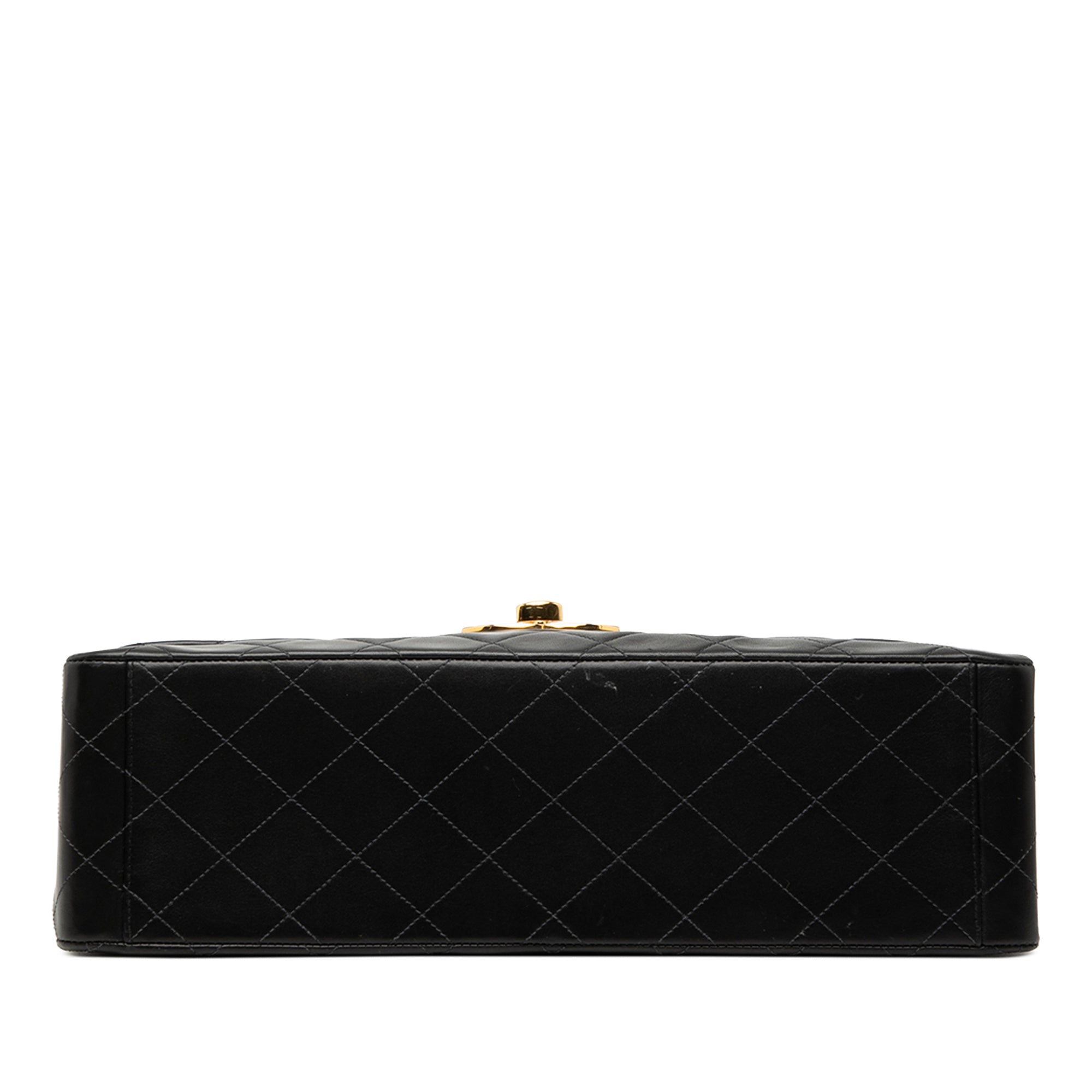 Chanel Maxi XL Classic Lambskin Single Flap - image 3