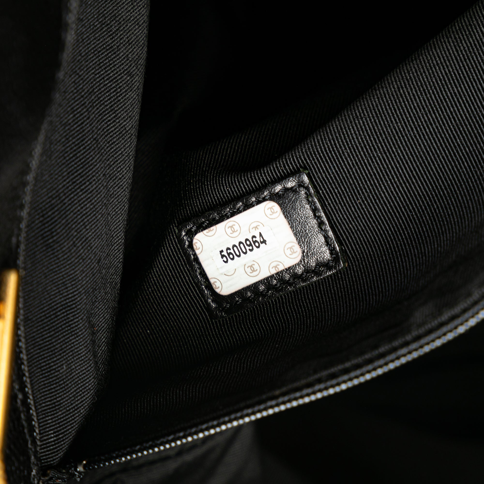 Chanel Caviar CC Shoulder Bag - image 6