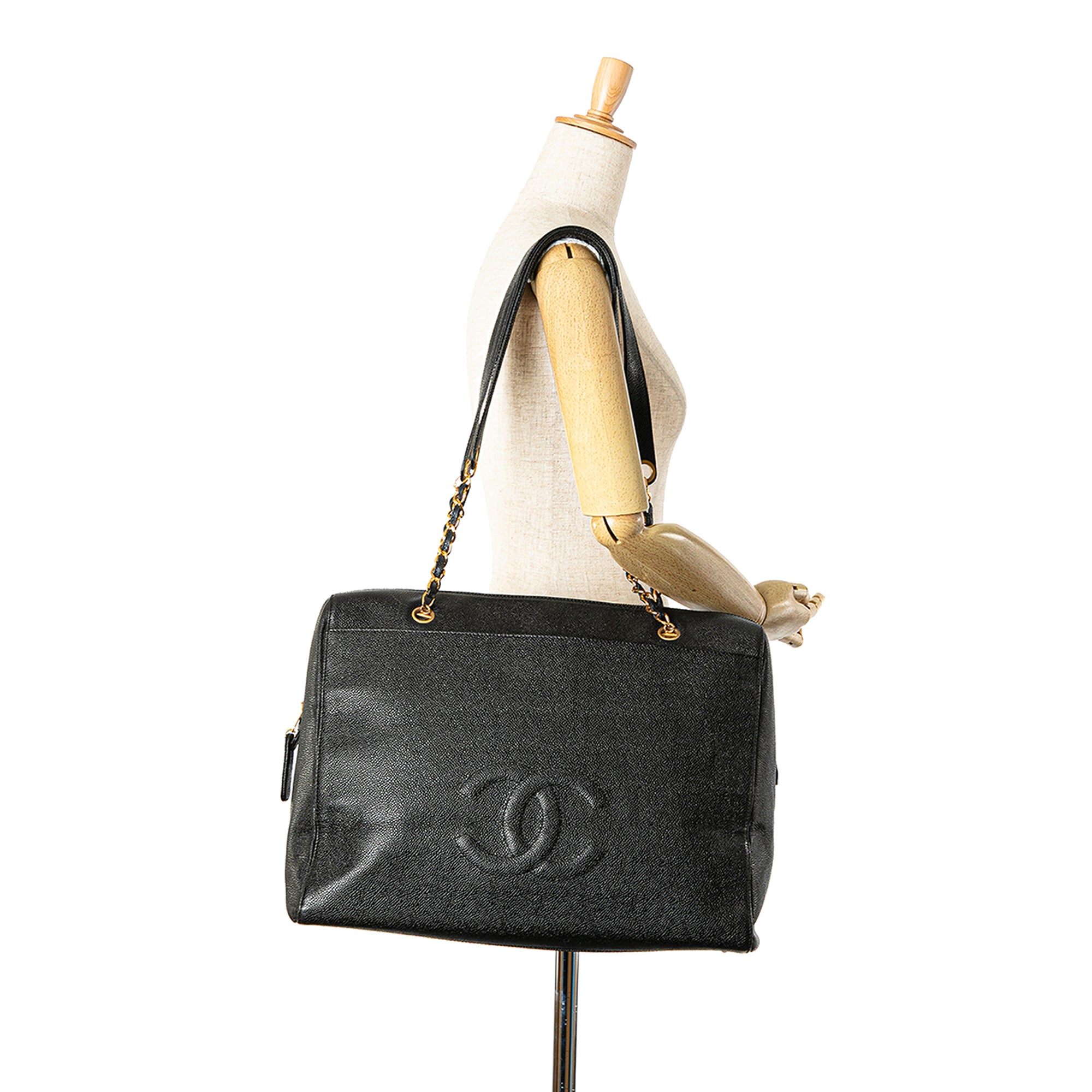 Chanel Caviar CC Shoulder Bag - image 7