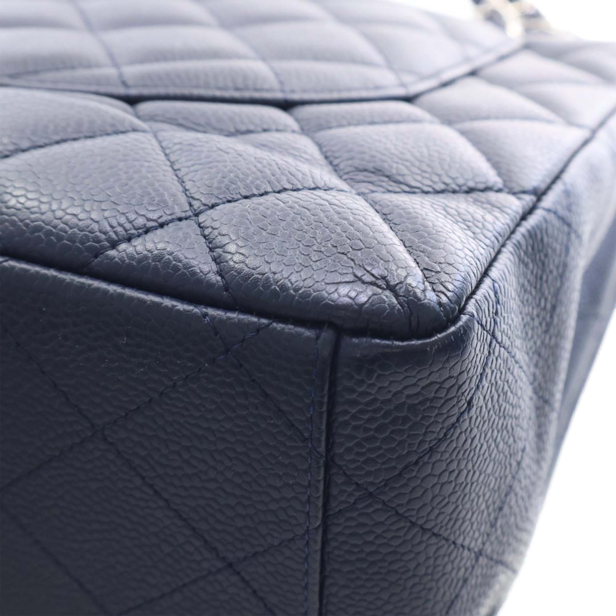 Chanel Maxi Classic Caviar Double Flap - image 10