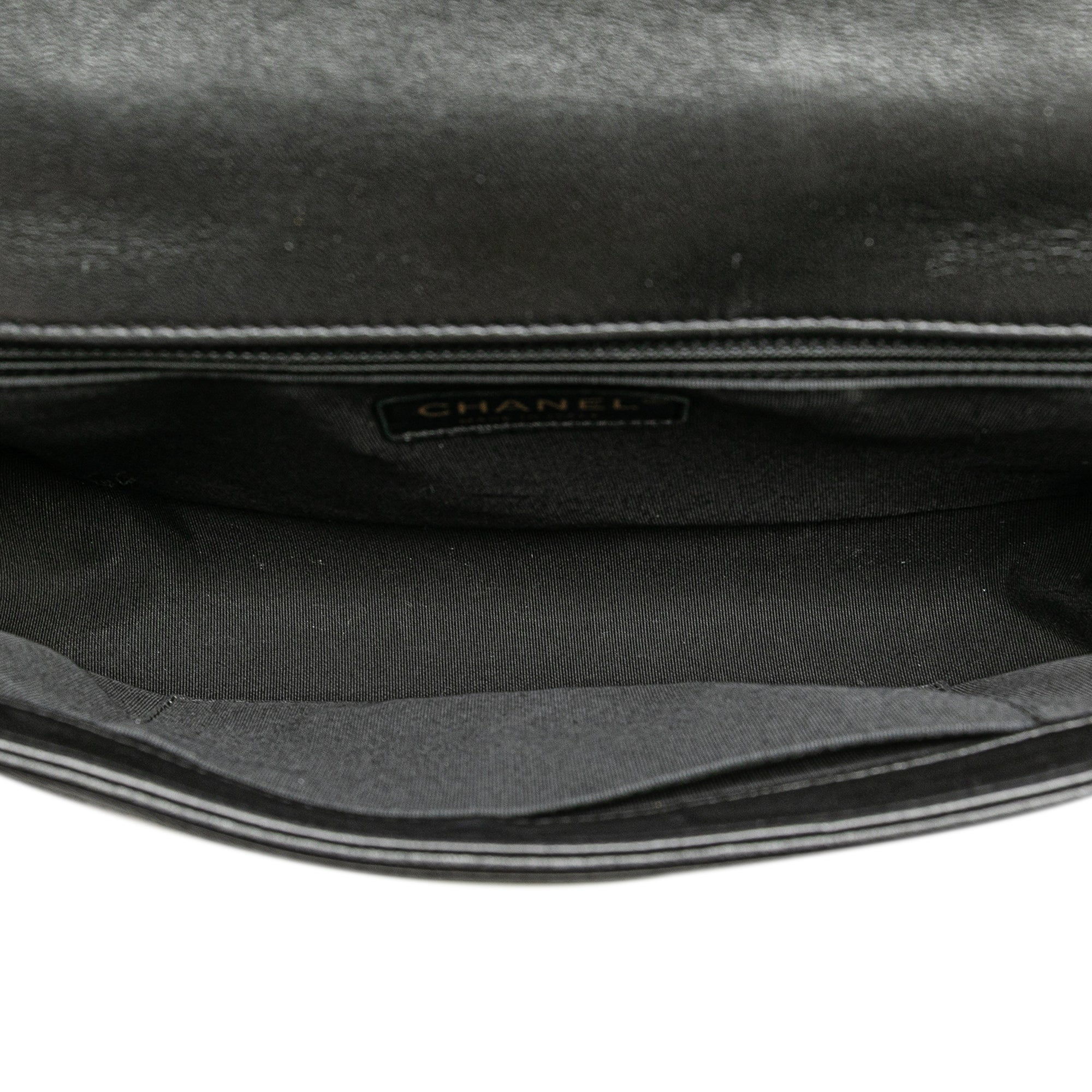 Chanel Medium Chevron Lambskin Boy Flap - image 4