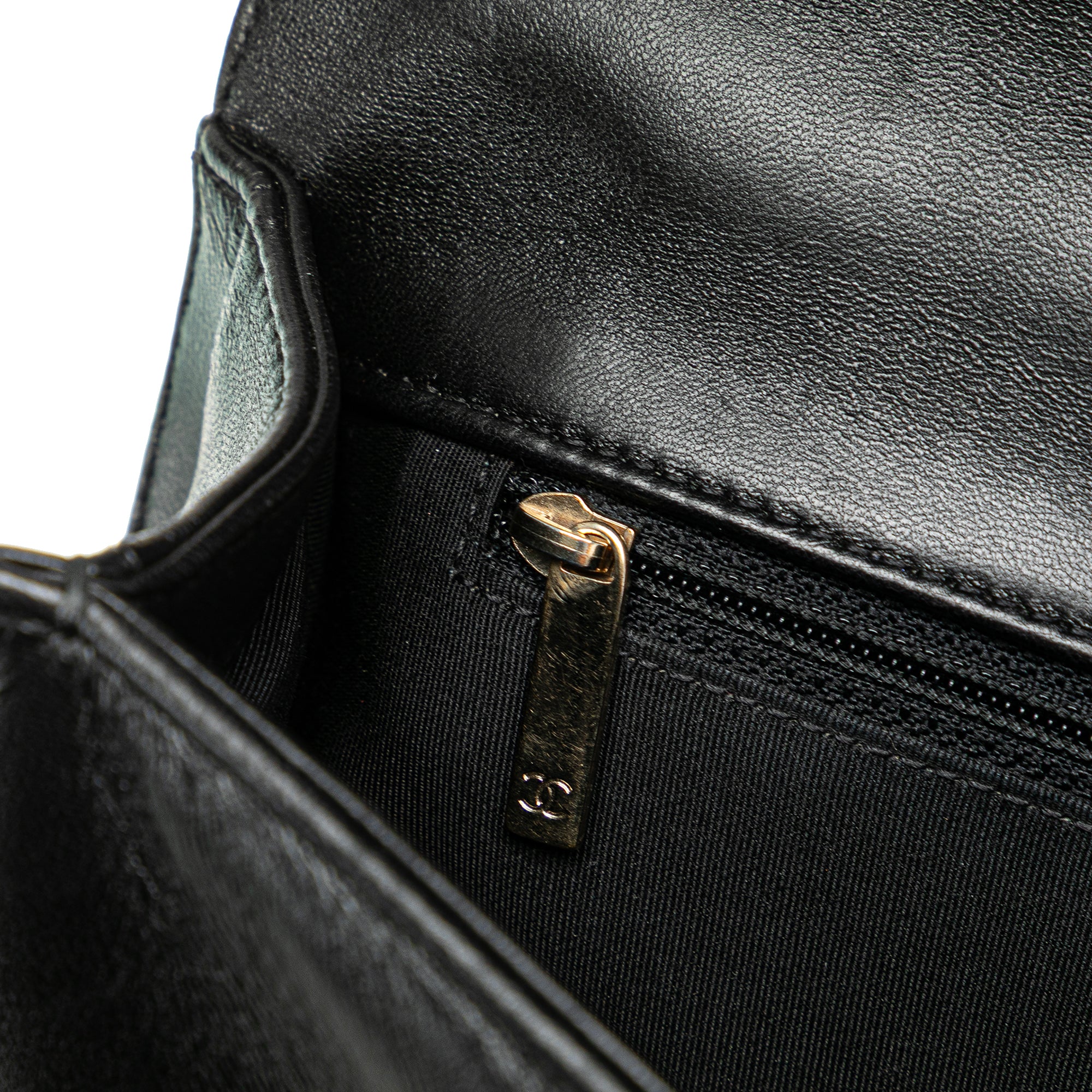 Chanel Medium Chevron Lambskin Boy Flap - image 7