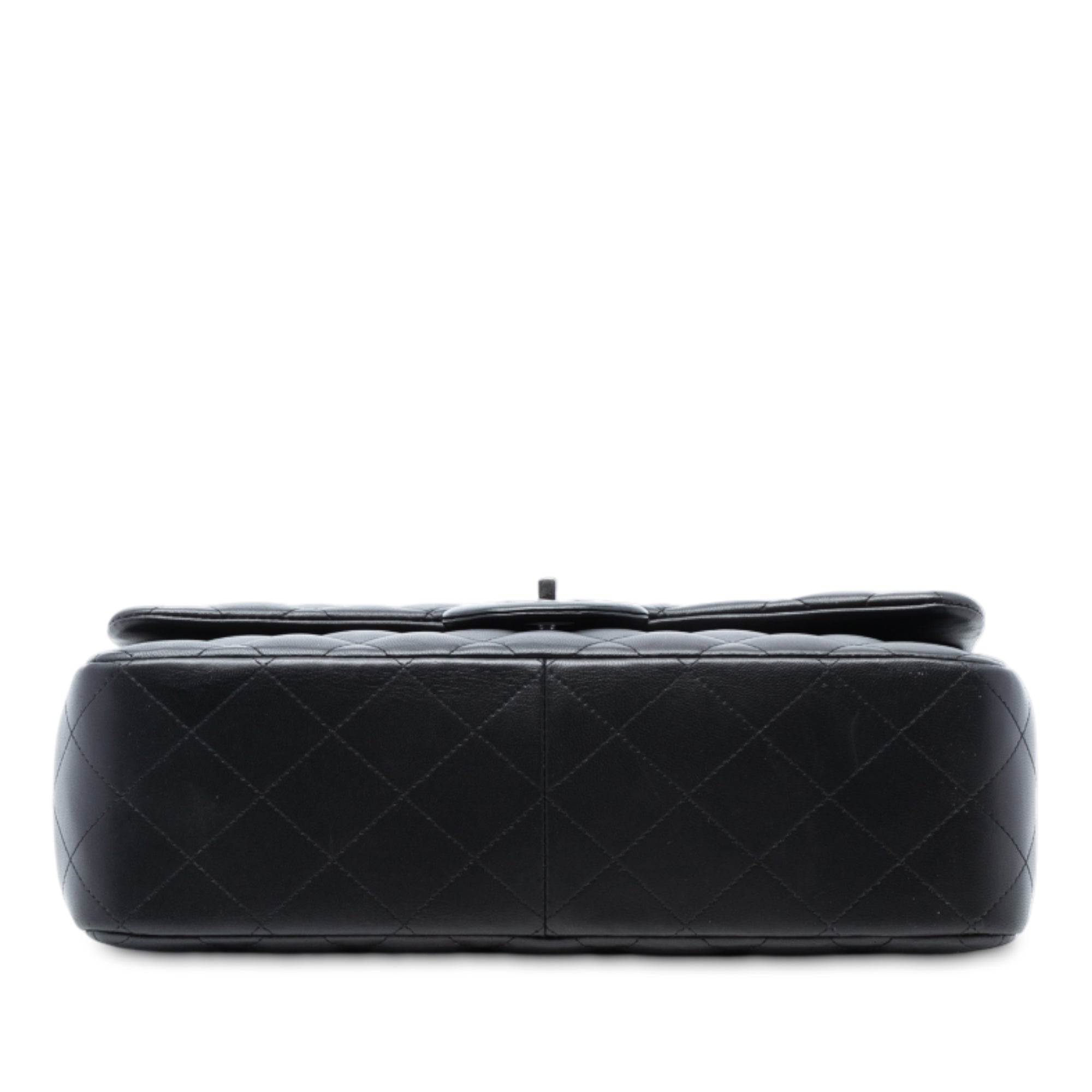 Chanel Jumbo Classic Lambskin Double Flap - image 3