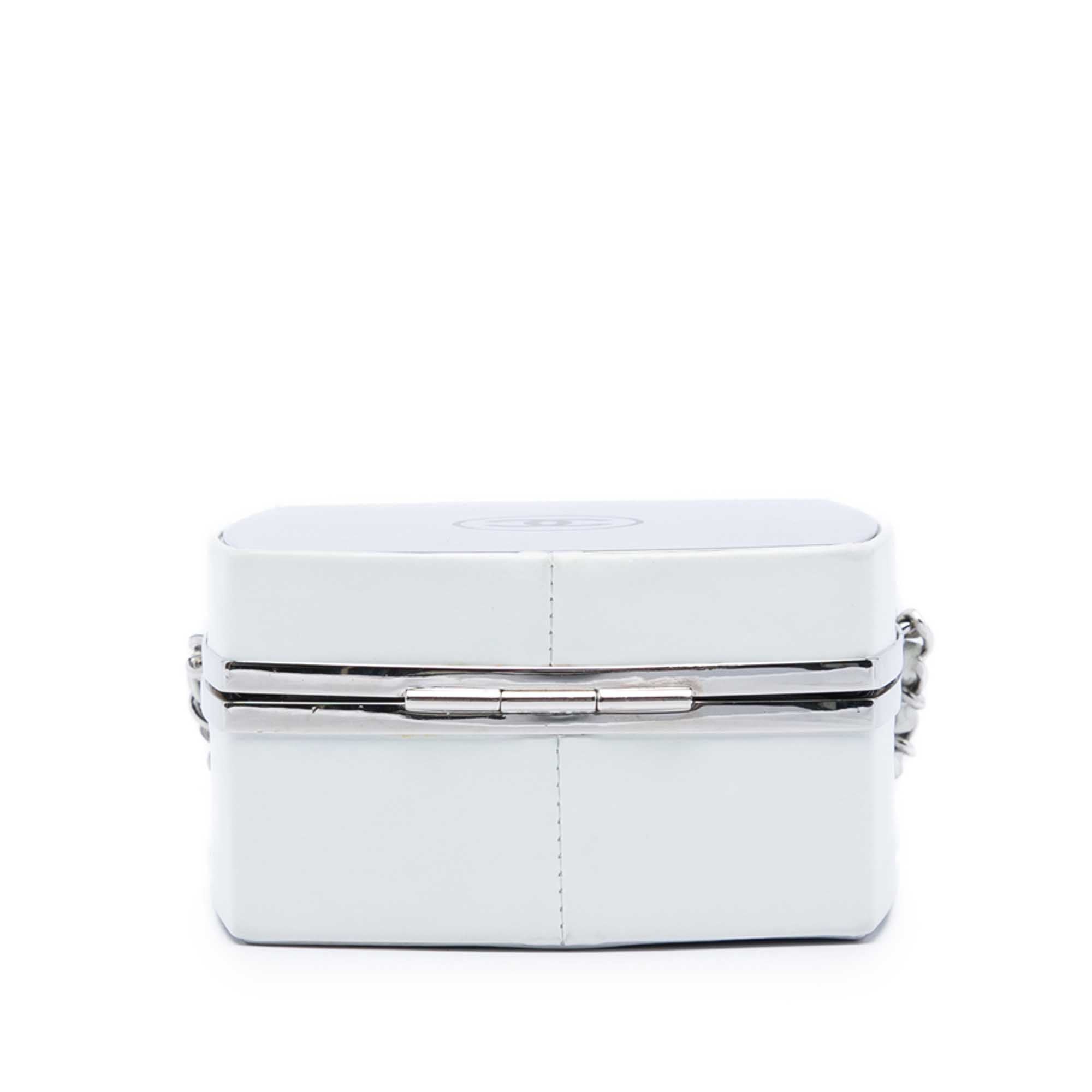 Chanel Patent Goatskin Make Up Box Clutch With Chain - image 3