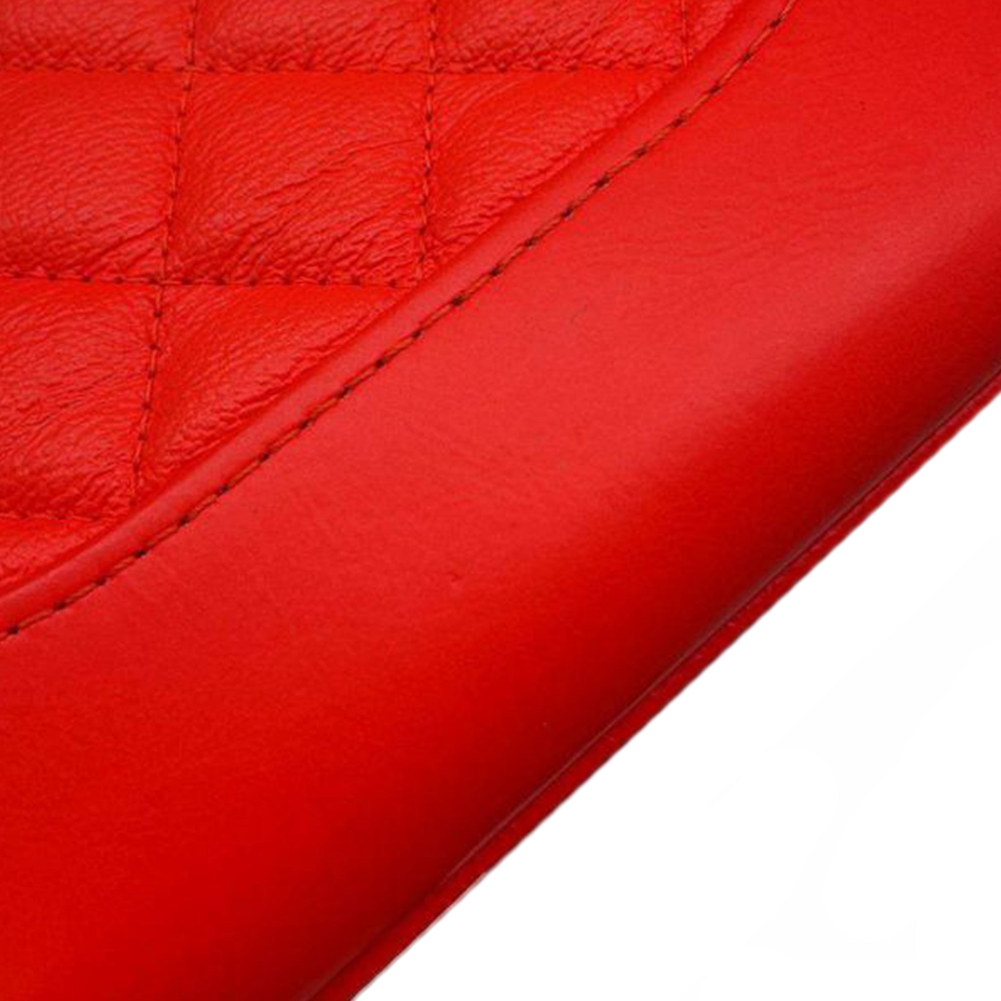 Chanel Quilted Calfskin Gabrielle Double Zip Clutch With Chain - image 10