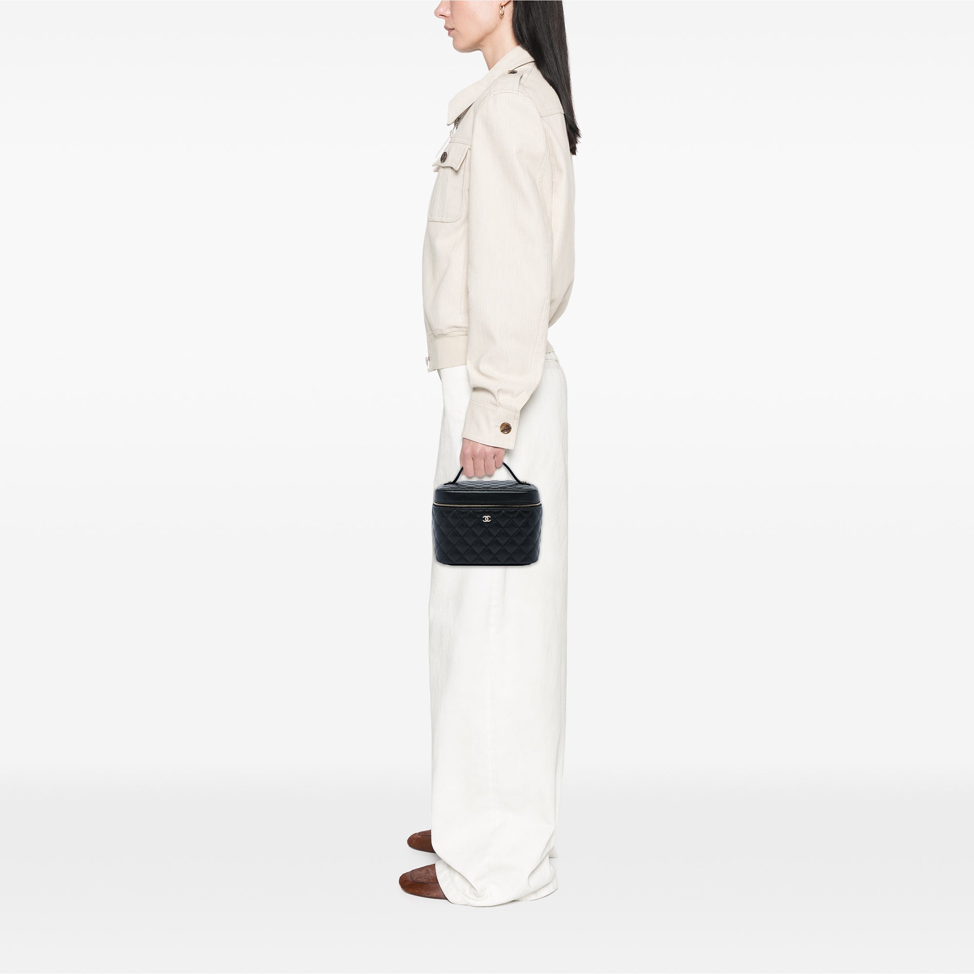 Chanel Medium CC Quilted Caviar Vanity Case - image 5