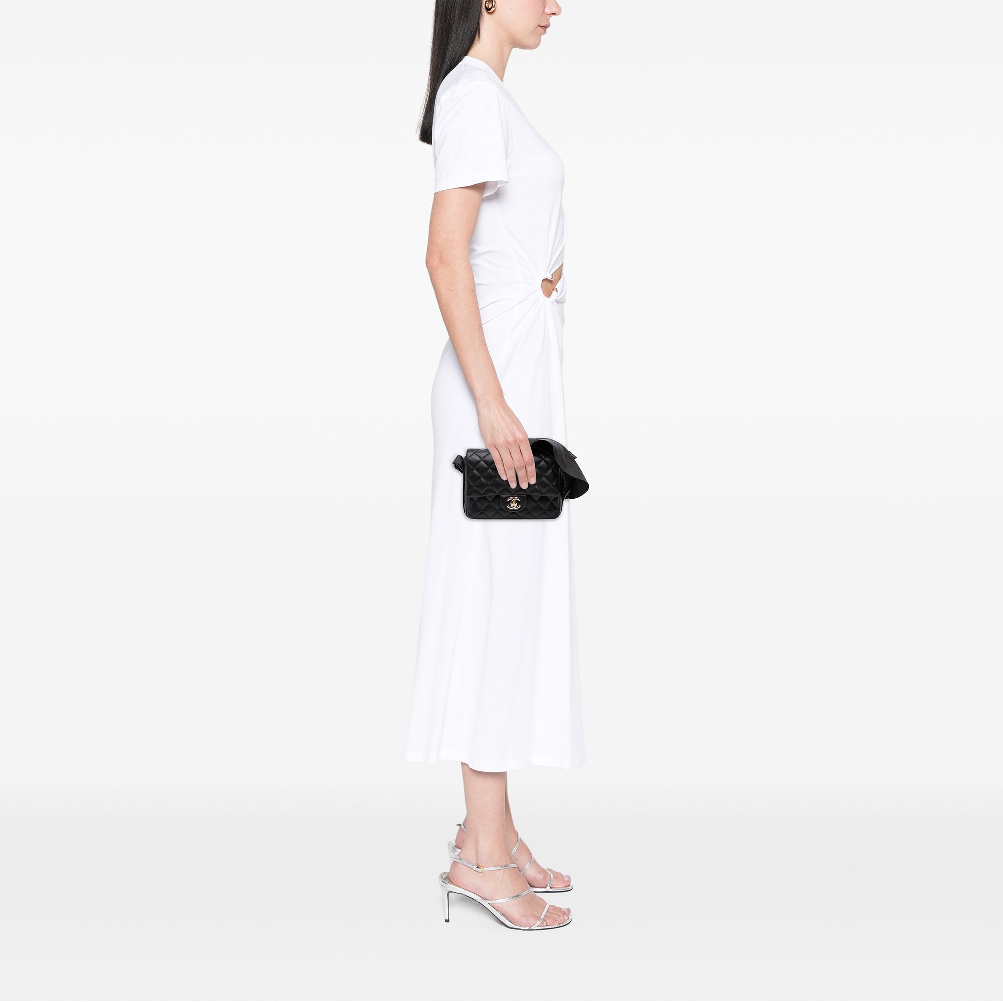 Chanel Quilted Calfskin Bolero de Chanel Flap - image 11