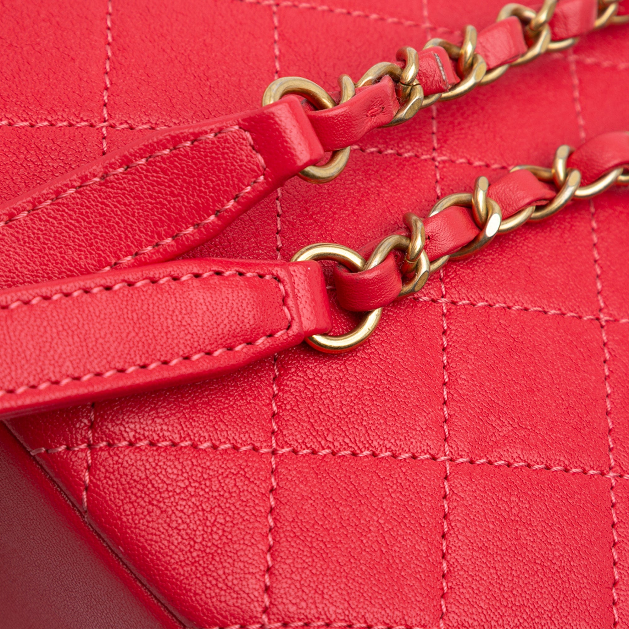Chanel CC Quilted Lambskin Coco Midnight Camera Bag - image 8