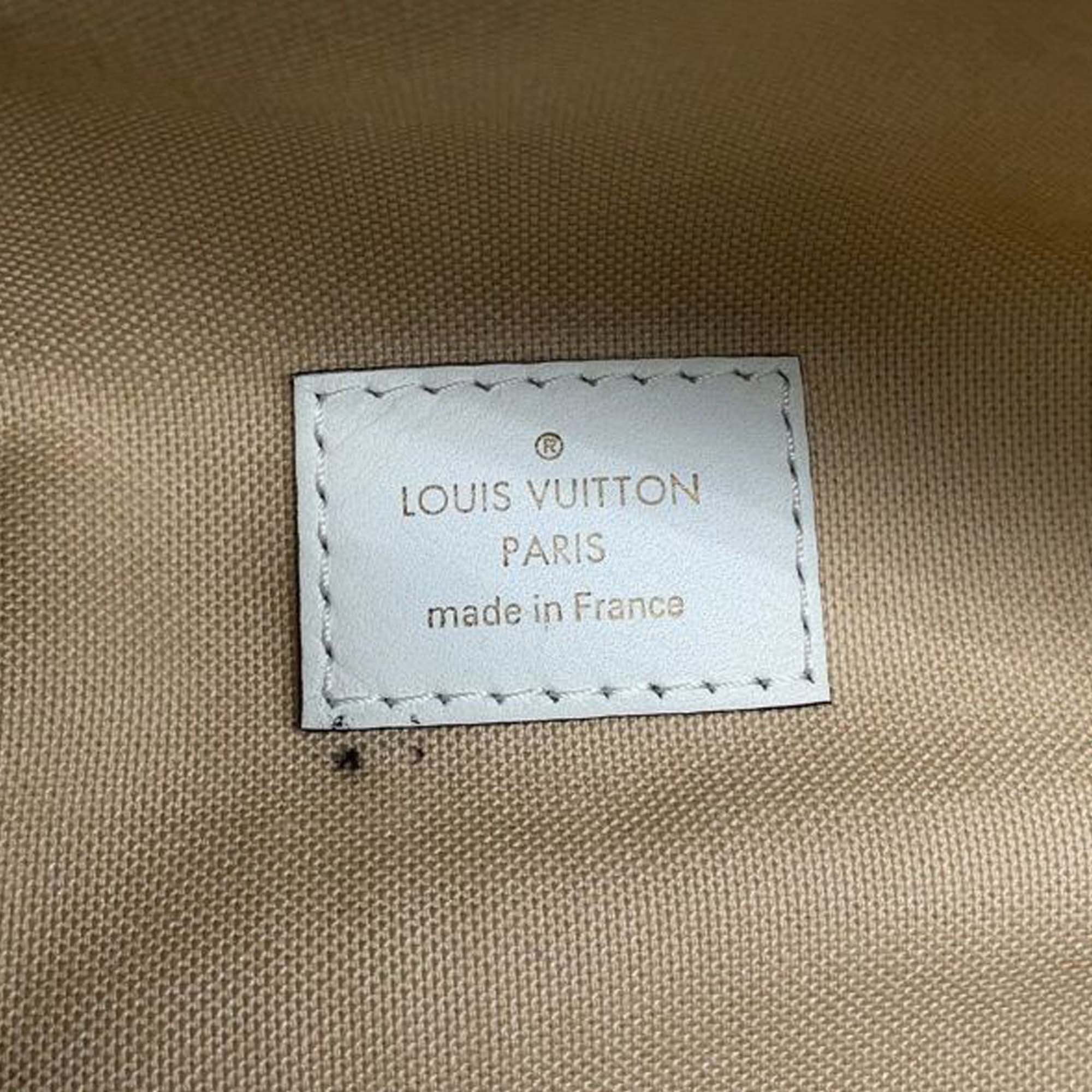Louis Vuitton Monogram Giant Bumbag - image 7