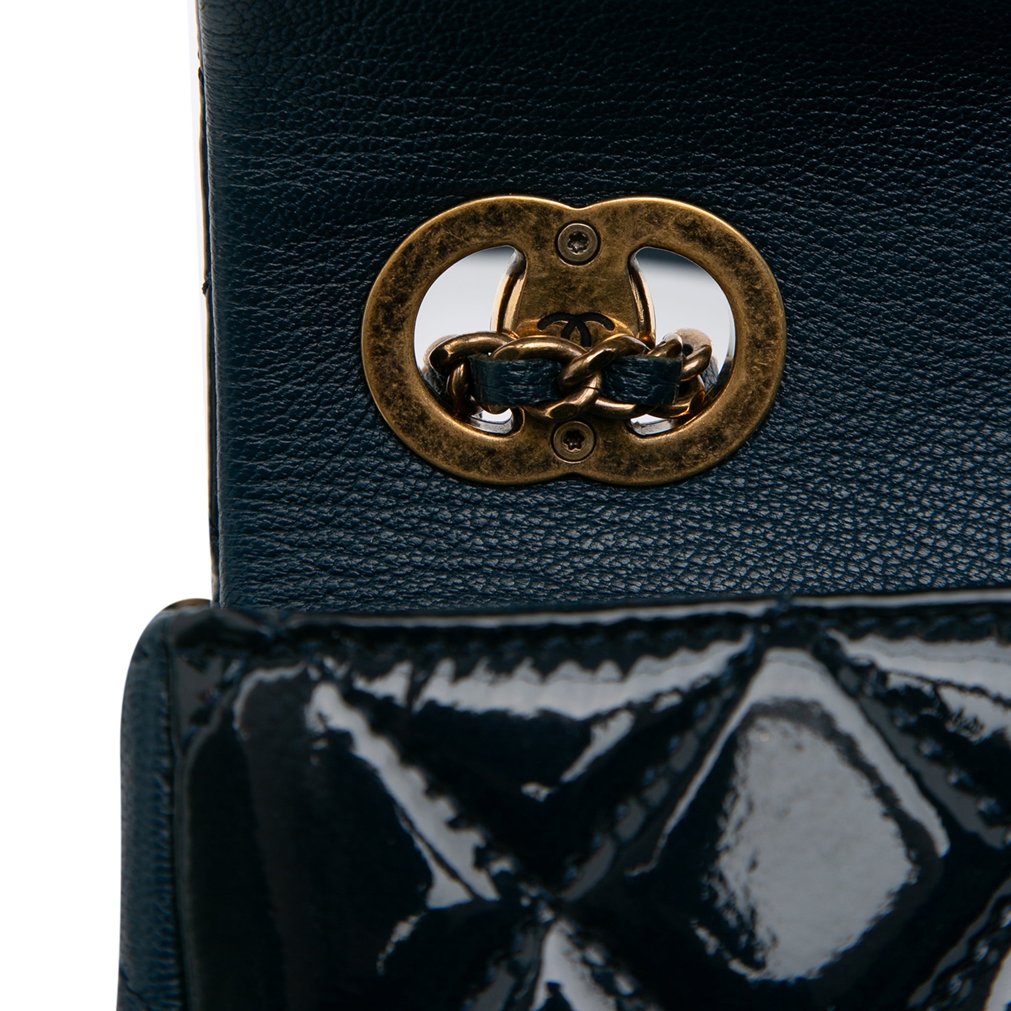Chanel Paris-Salzburg Small Patent and Goatskin CC Eyelet Flap - image 11