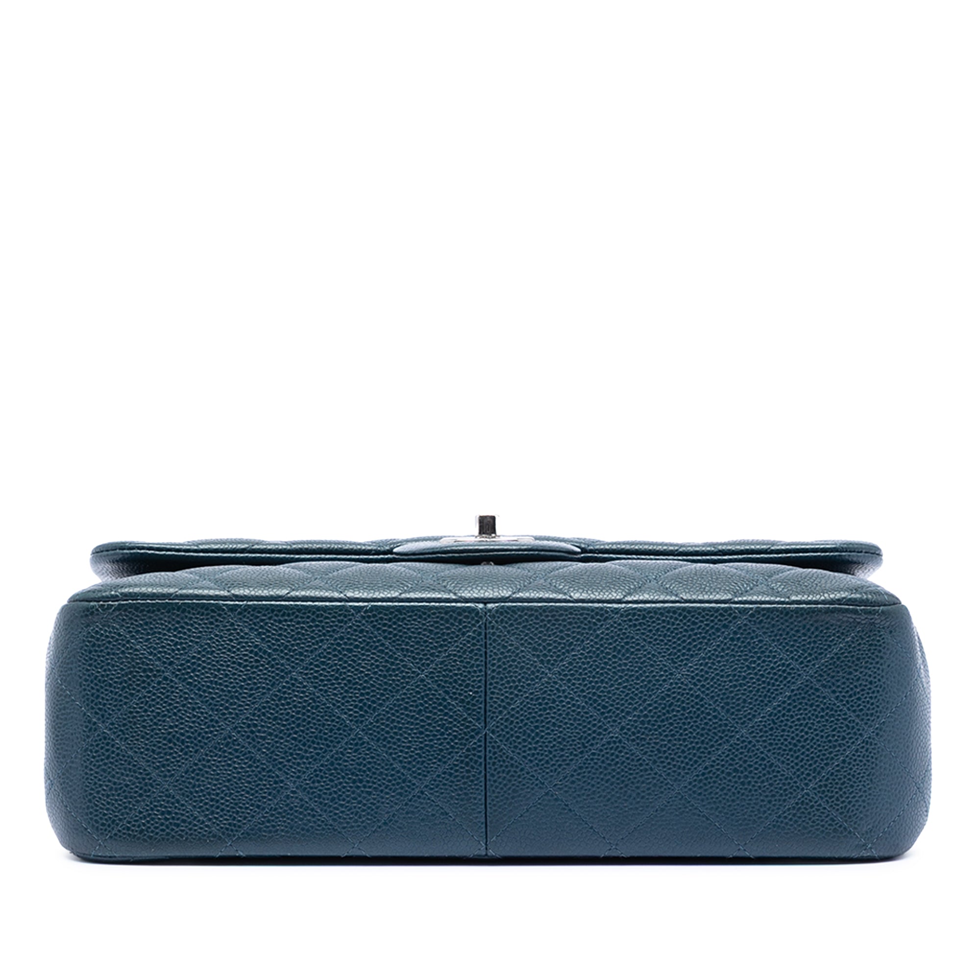 Chanel Jumbo Classic Caviar Double Flap - image 3