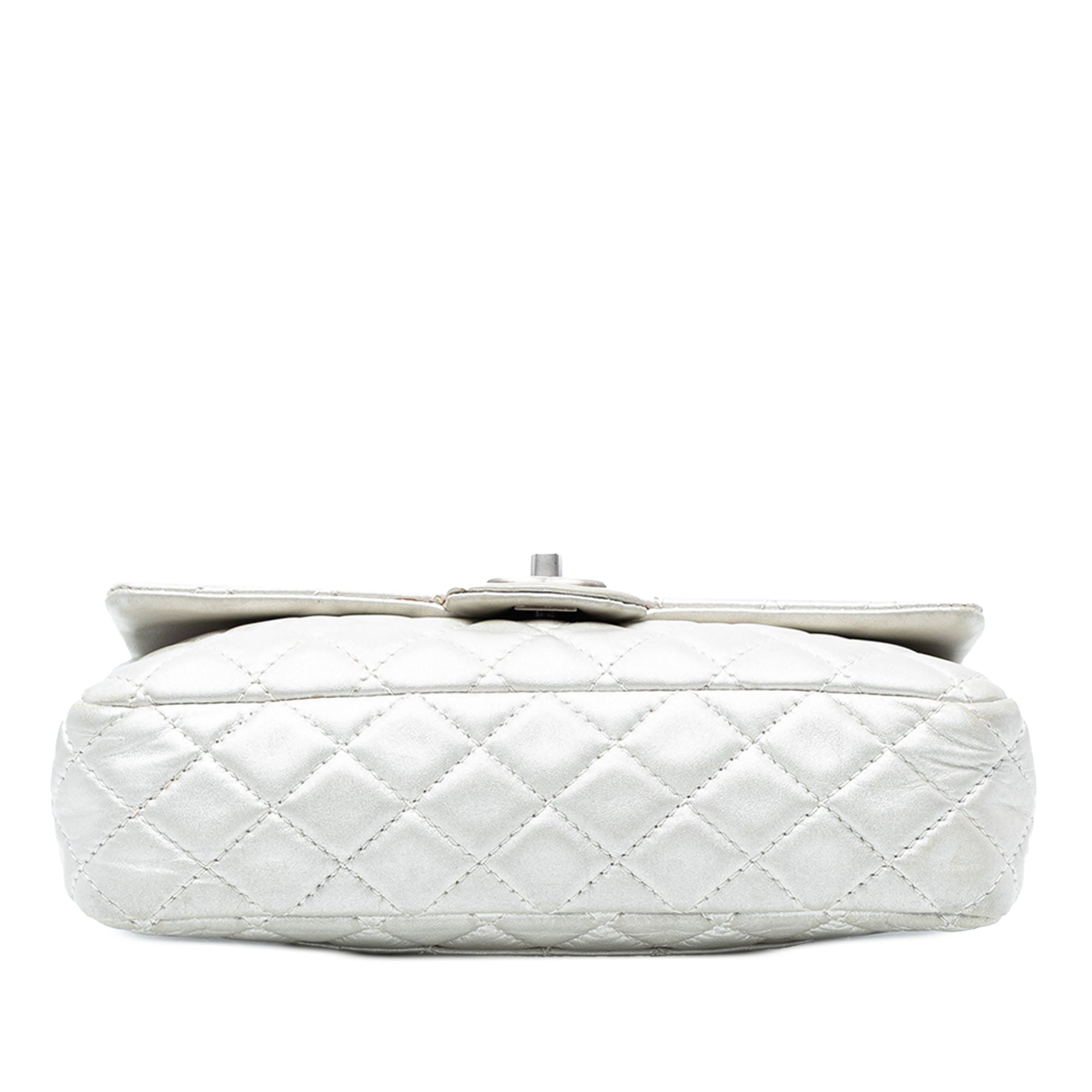 Chanel Medium Classic Lambskin Double Flap - image 3