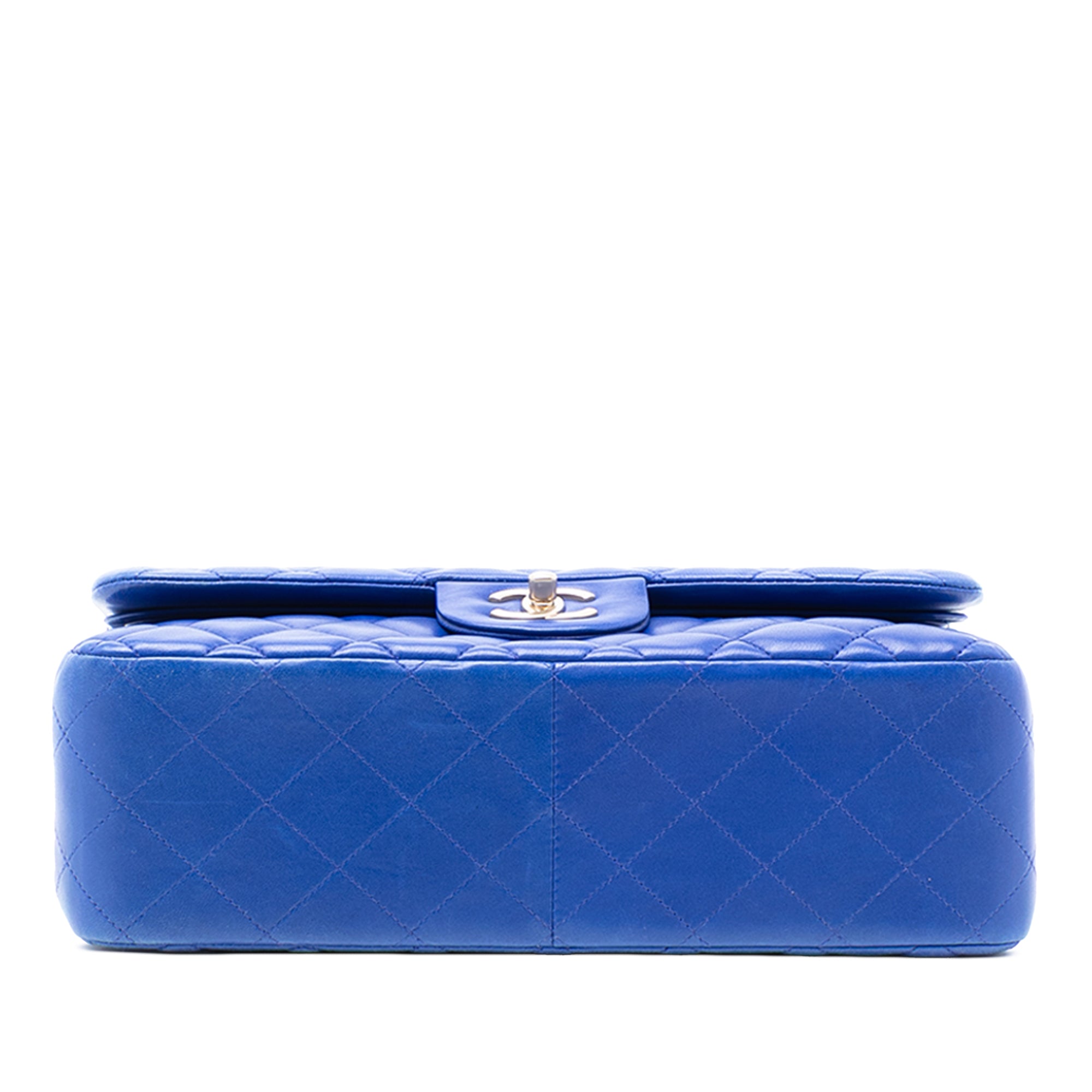 Chanel Jumbo Classic Lambskin Double Flap - image 3