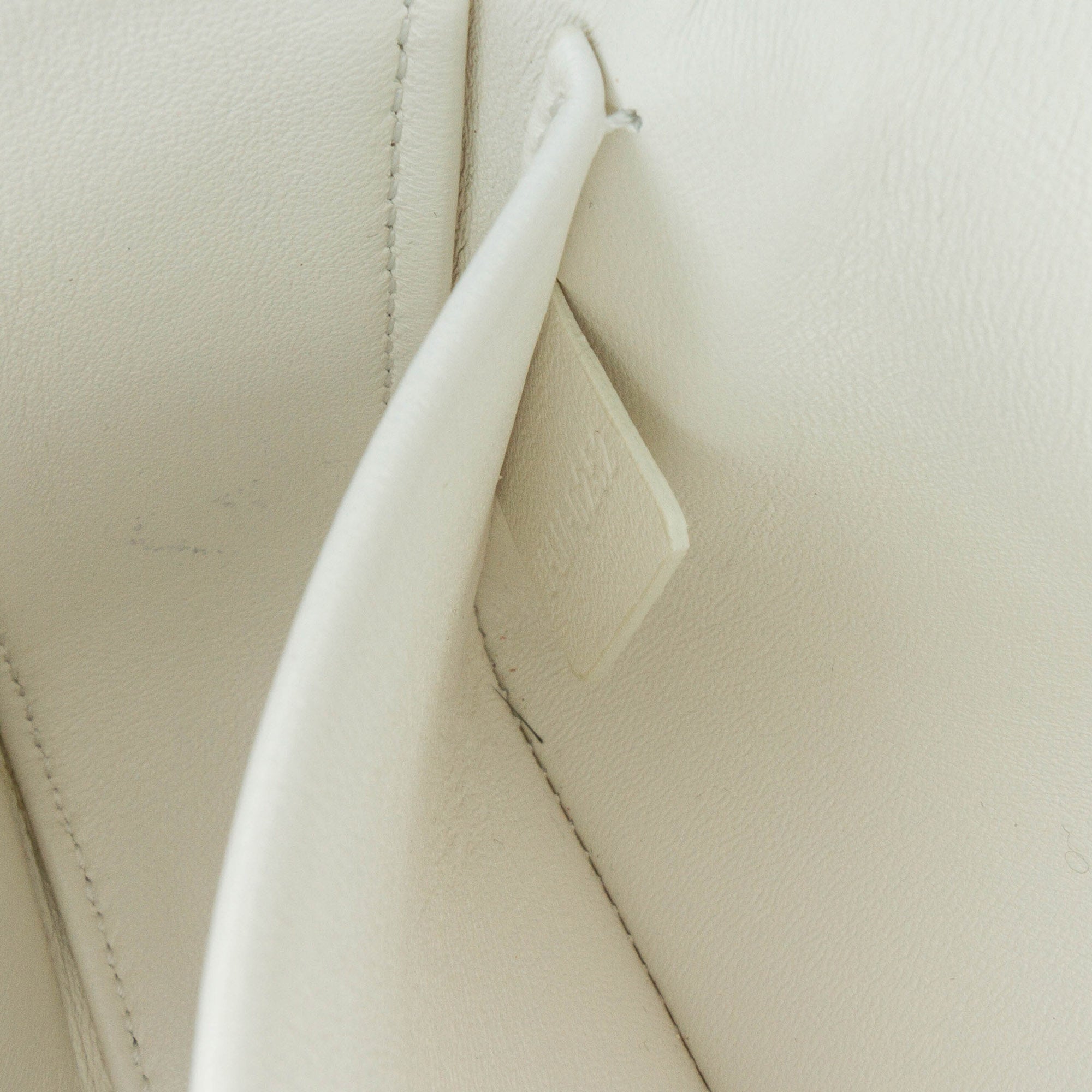 Celine Calfskin Cuir Triomphe Chain Shoulder Bag - image 5