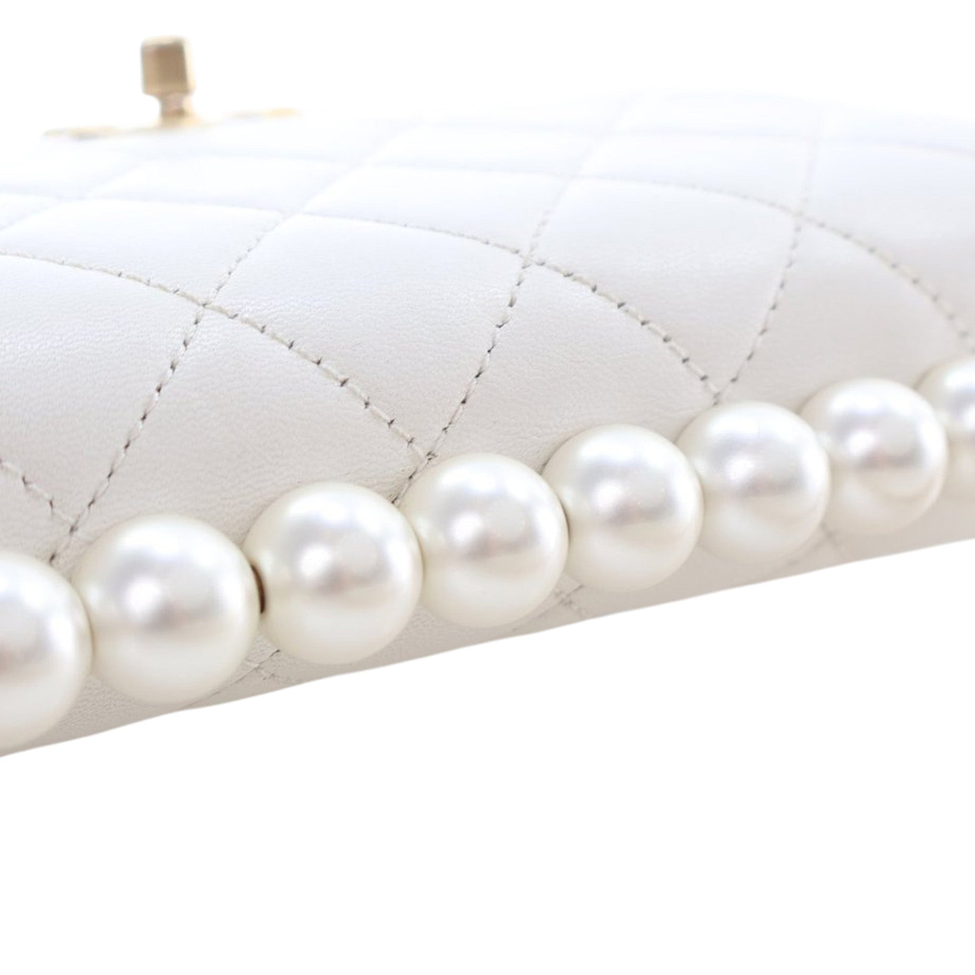 Chanel Small Quilted Lambskin Chic Pearls Flap - image 10