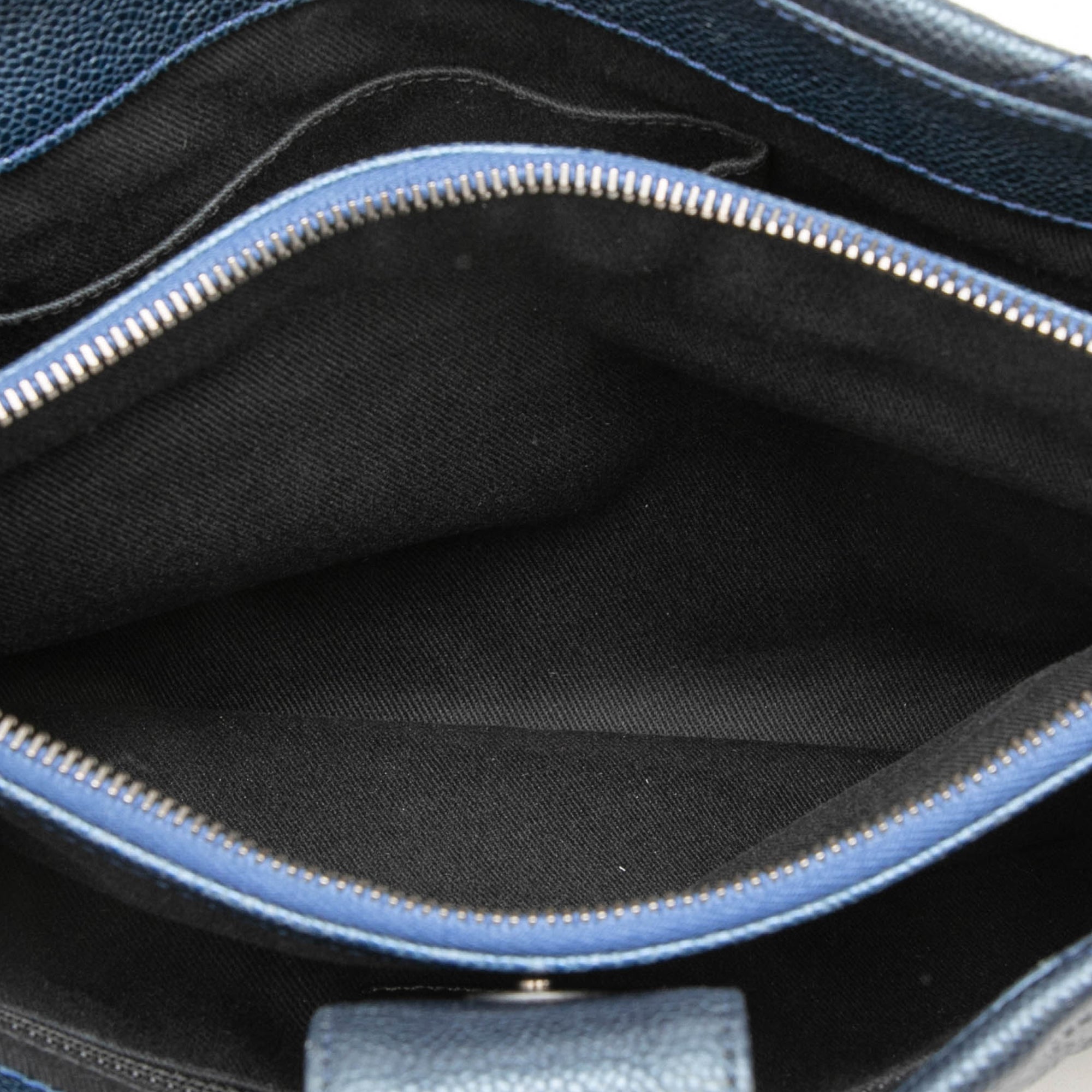 Chanel Medium Caviar Iridescent Chic Shopping Tote - image 4
