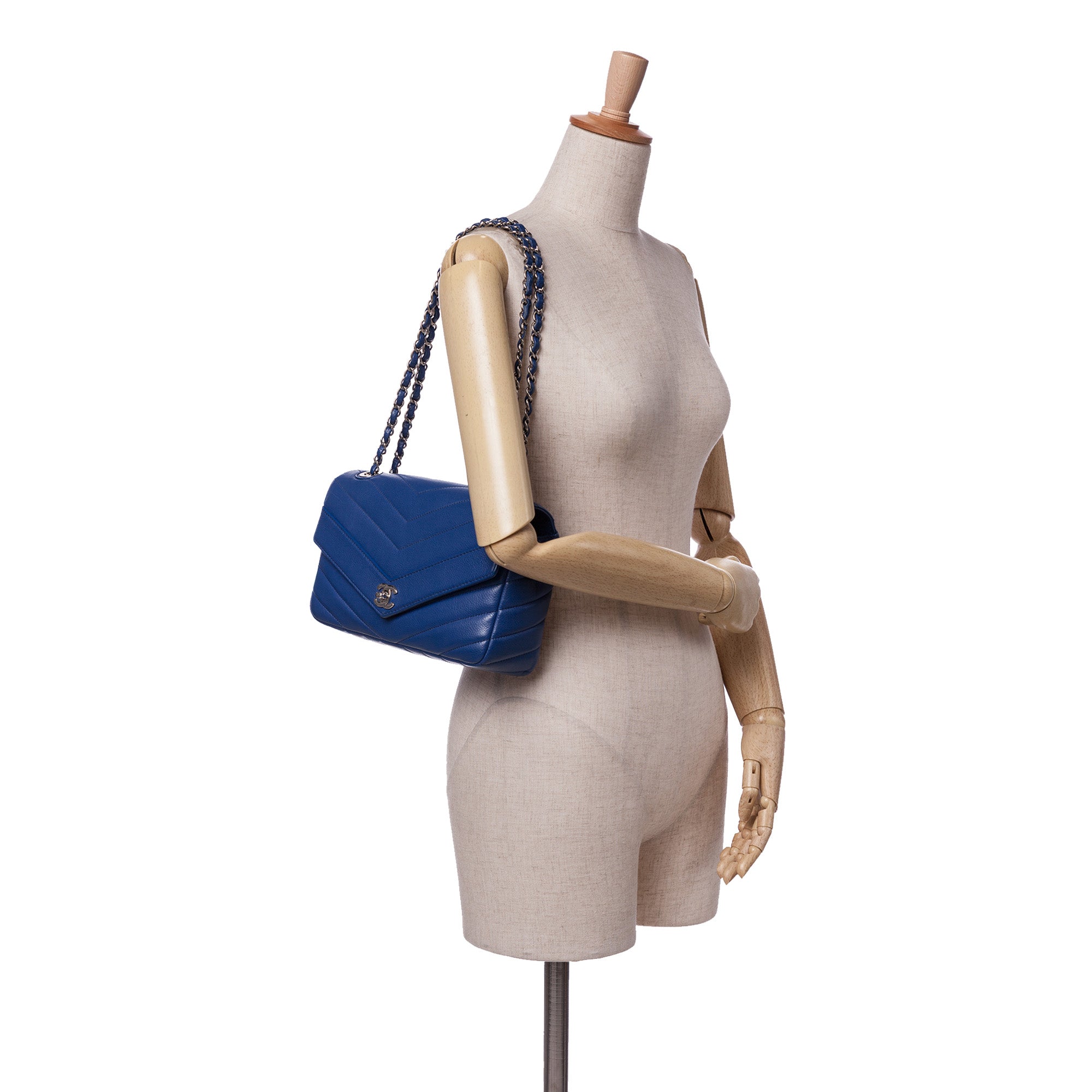 Chanel Medium Chevron Caviar Data Center Envelope Flap - image 11