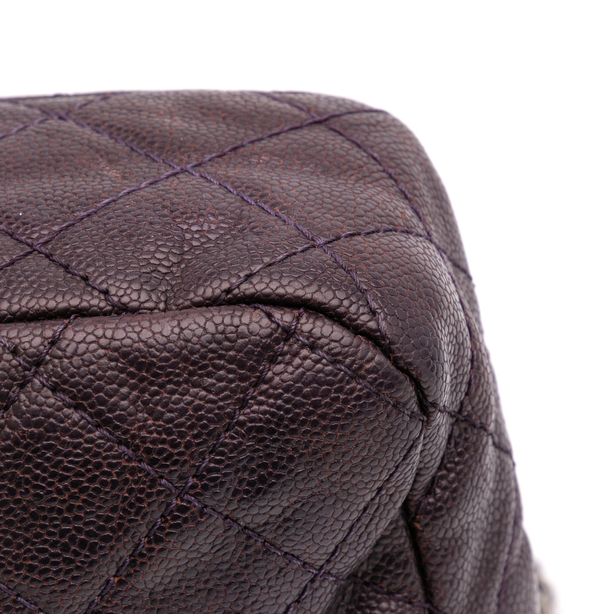 Chanel Jumbo Quilted Iridescent Caviar Easy Flap - image 11