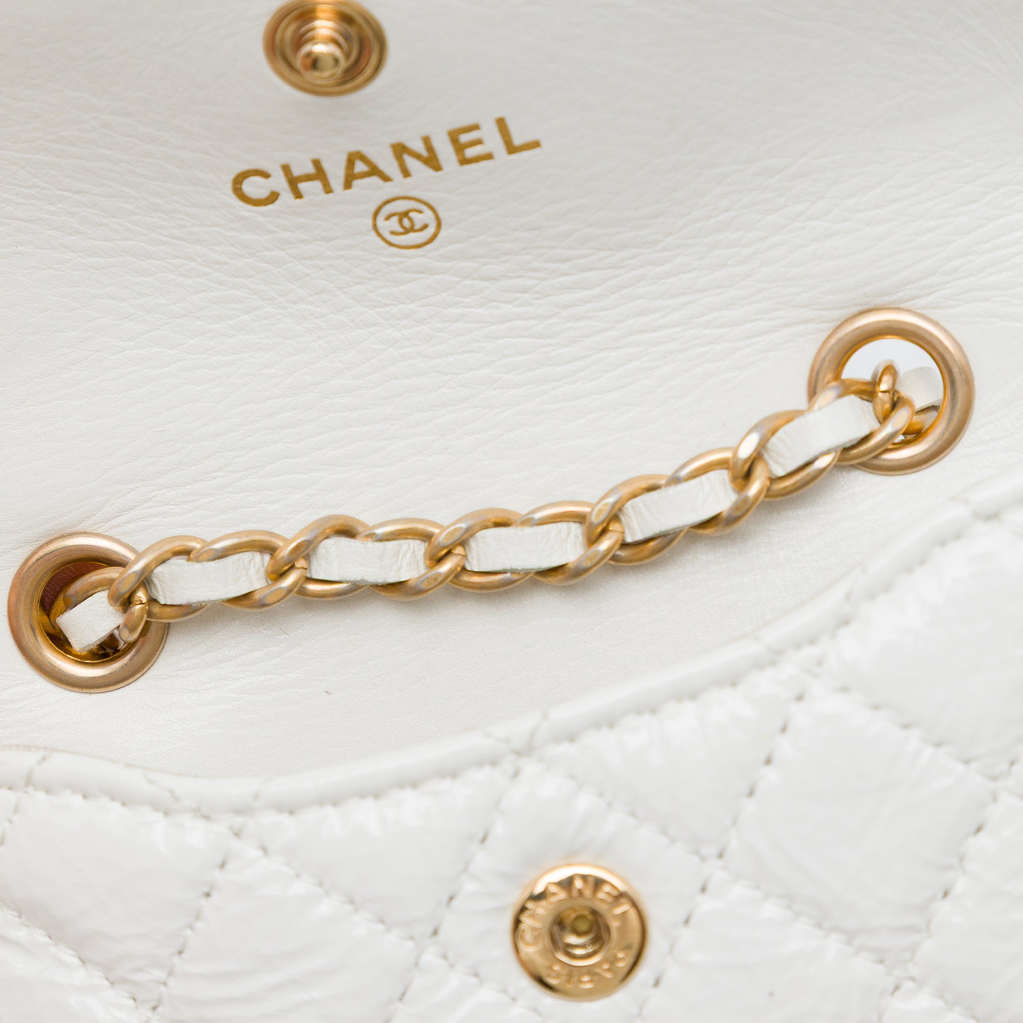 Chanel CC Quilted Shiny Aged Calfskin Waist Bag - image 5