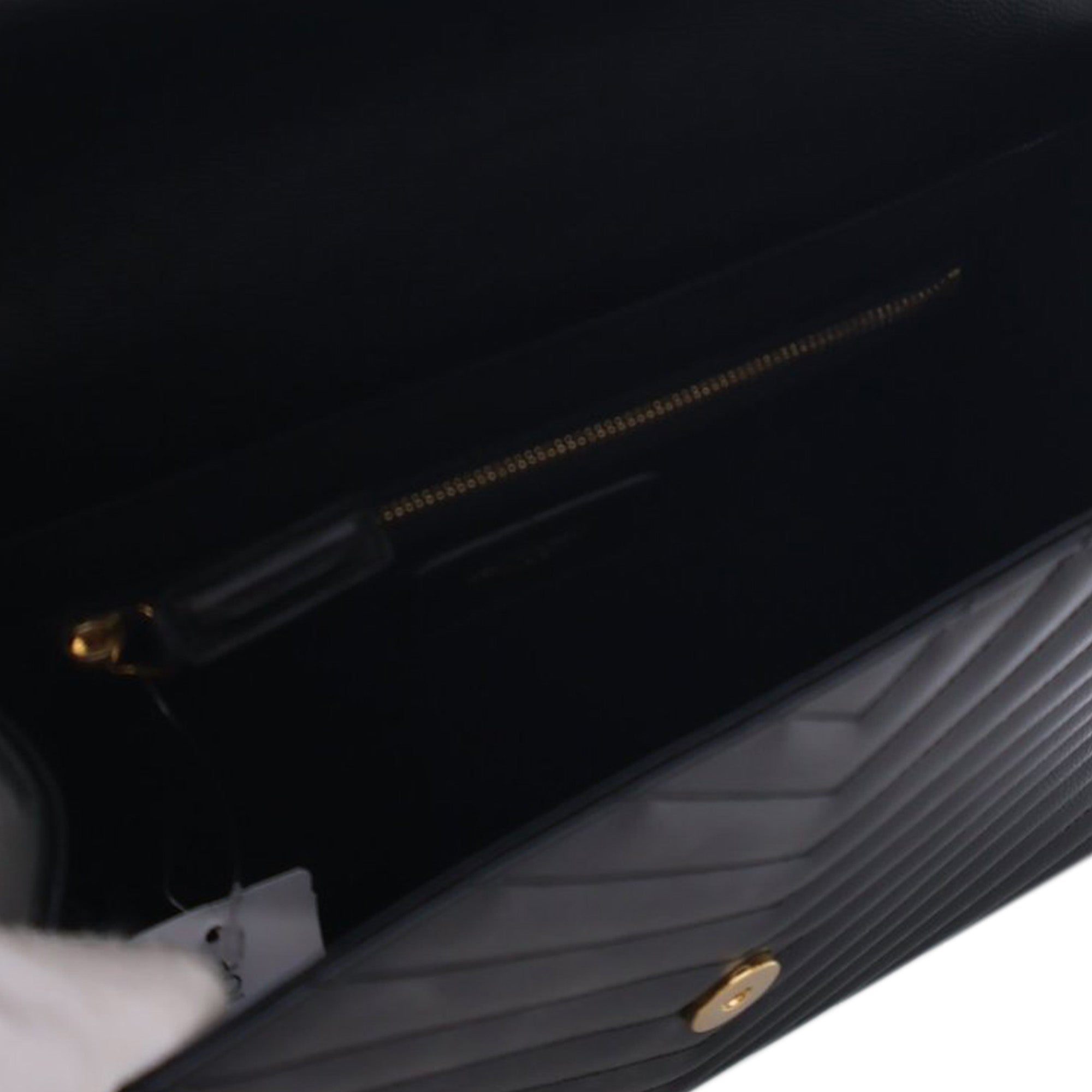 Saint Laurent Large Chevron Grain de Poudre Monogram Envelope Bag - image 5