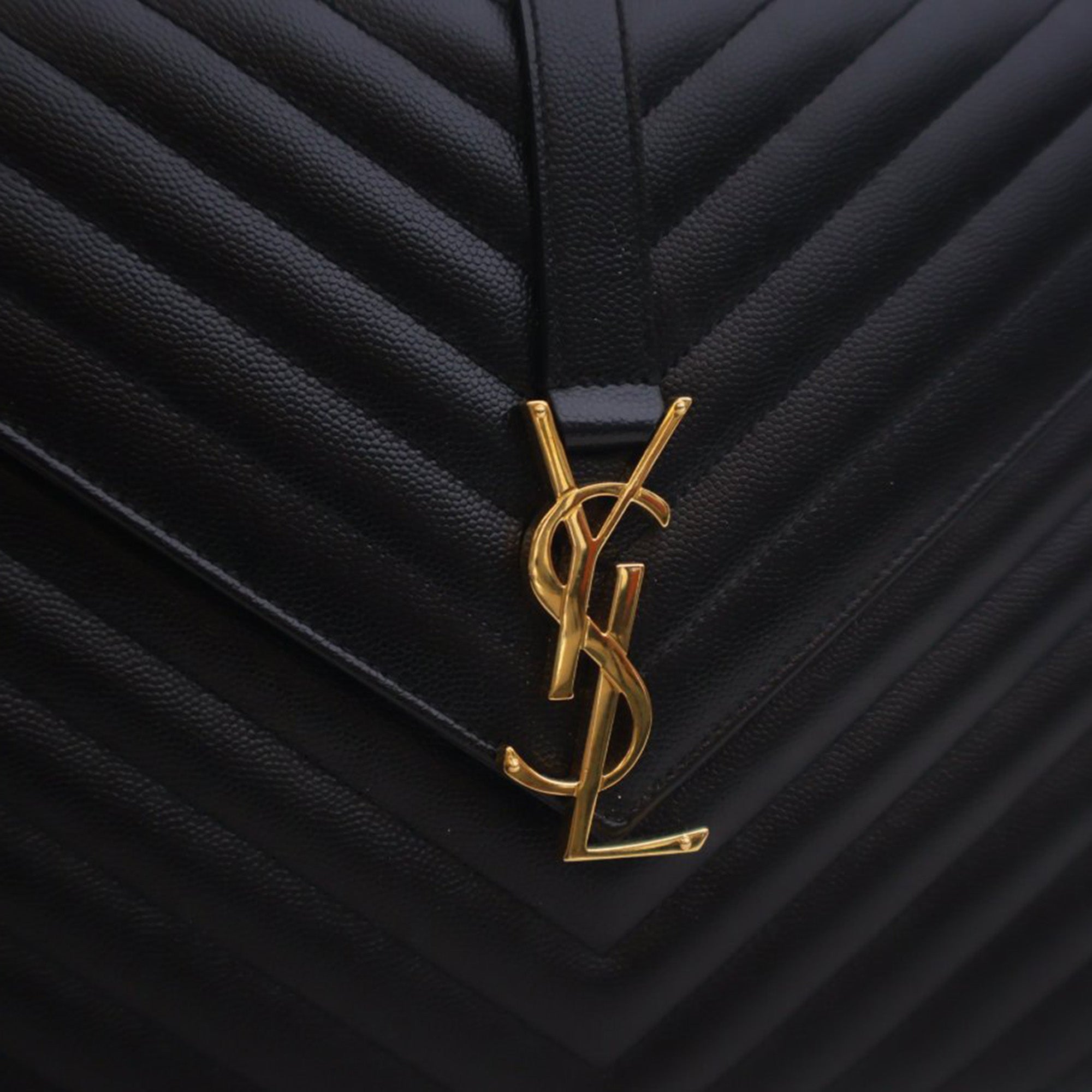 Saint Laurent Large Chevron Grain de Poudre Monogram Envelope Bag - image 7