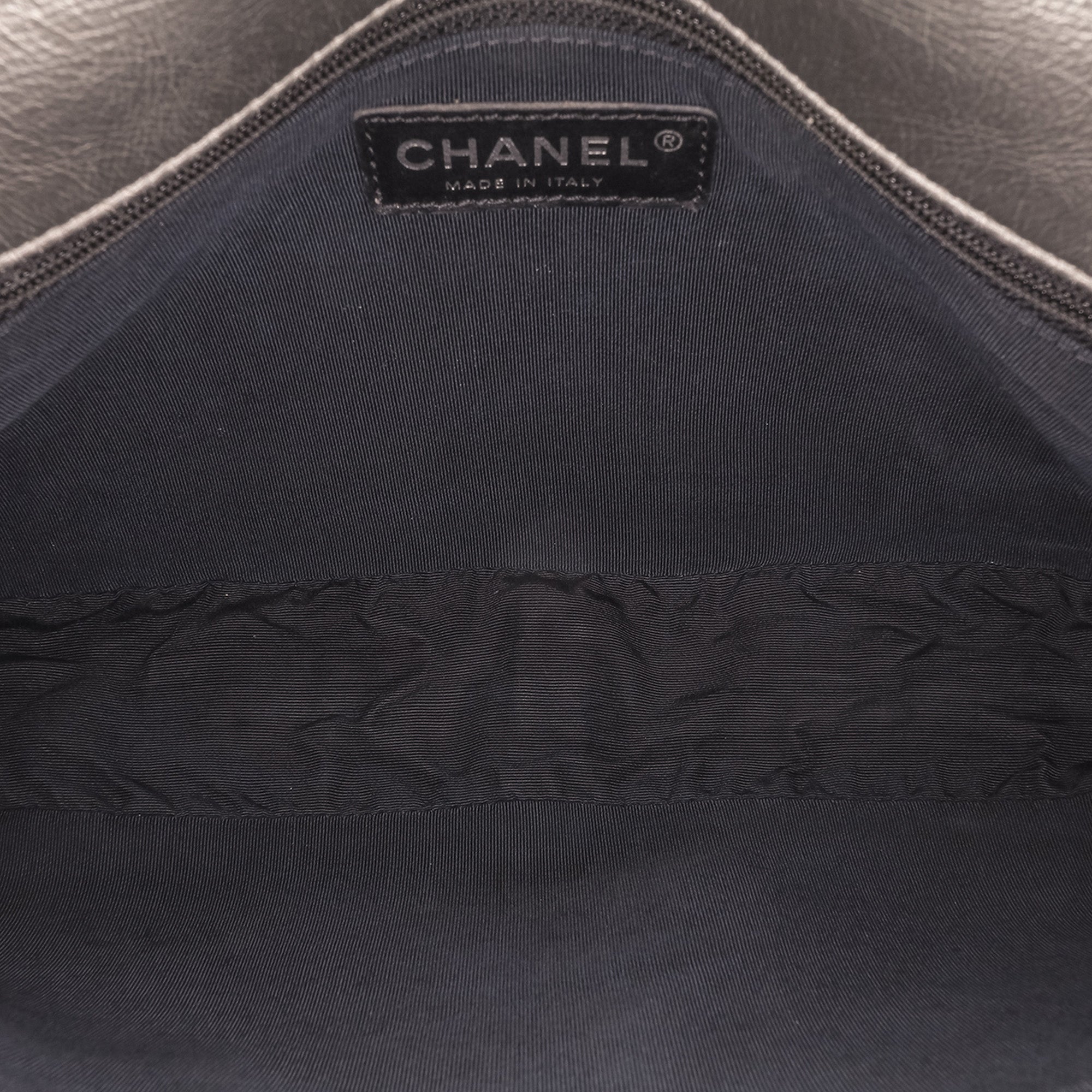 Chanel Medium Quilted Metallic Aged Calfskin Chain Me Flap - image 4