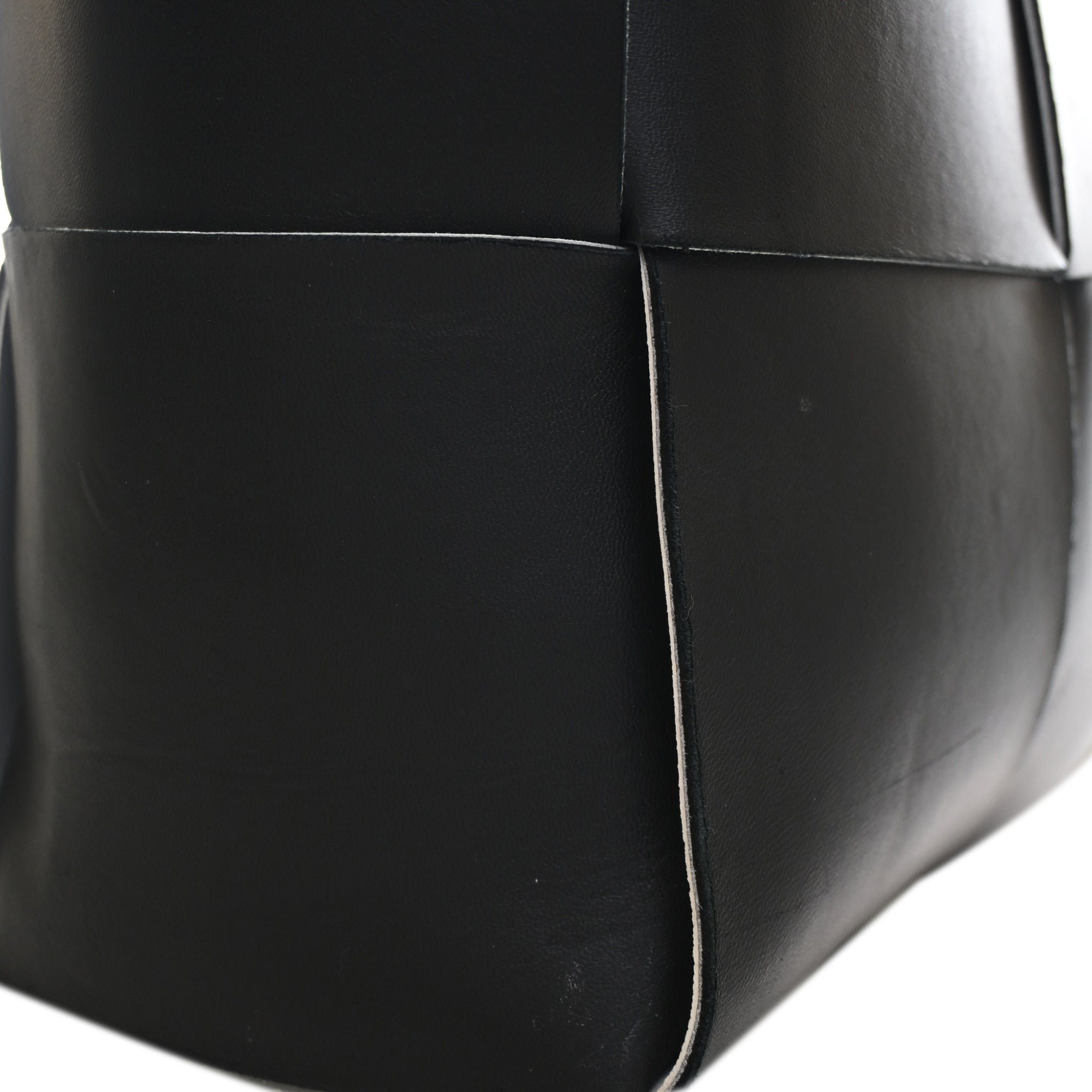 Bottega Veneta Medium Nappa Maxi Intrecciato Arco Tote - image 11
