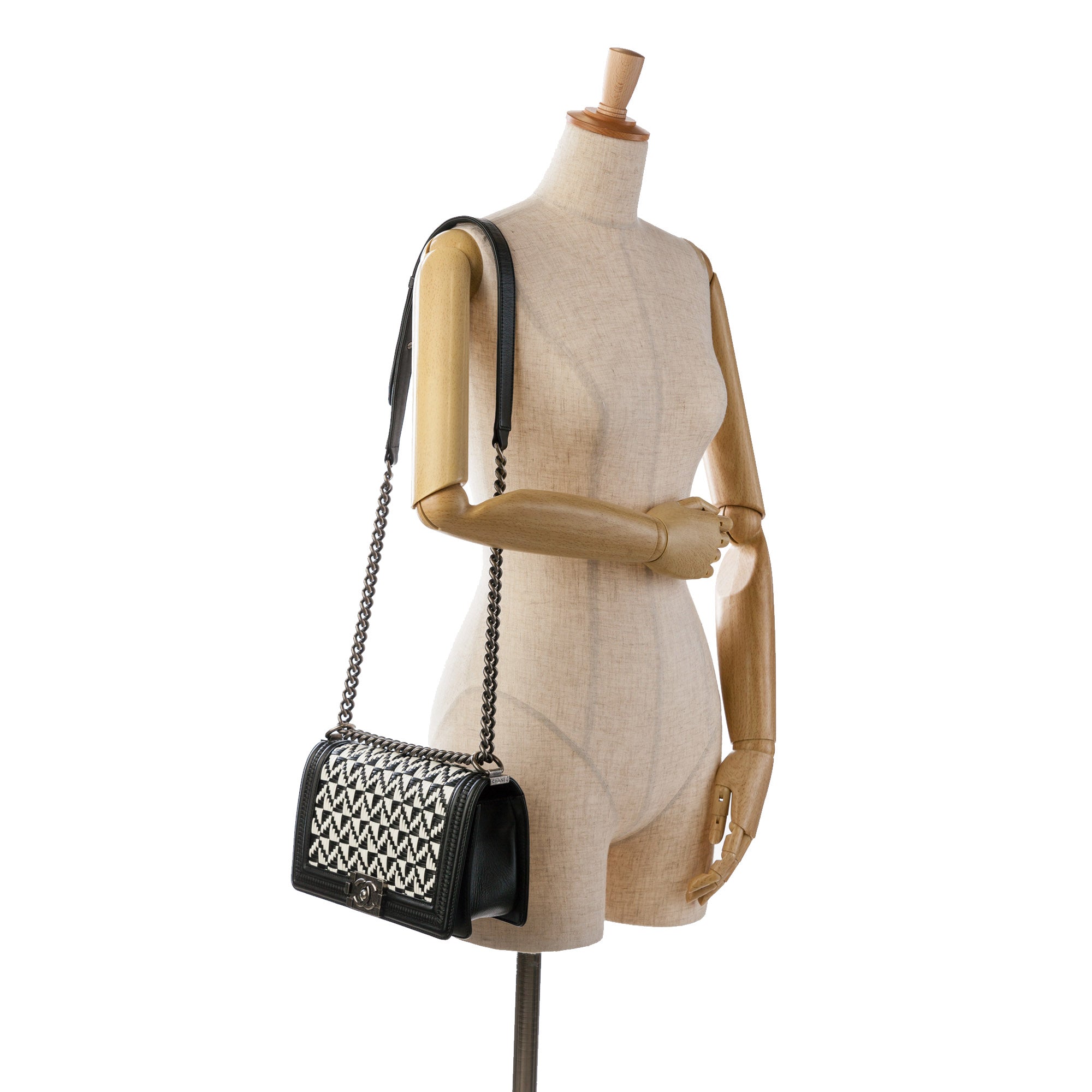 Chanel Old Medium Bicolor Woven Calfskin Boy Flap - image 12
