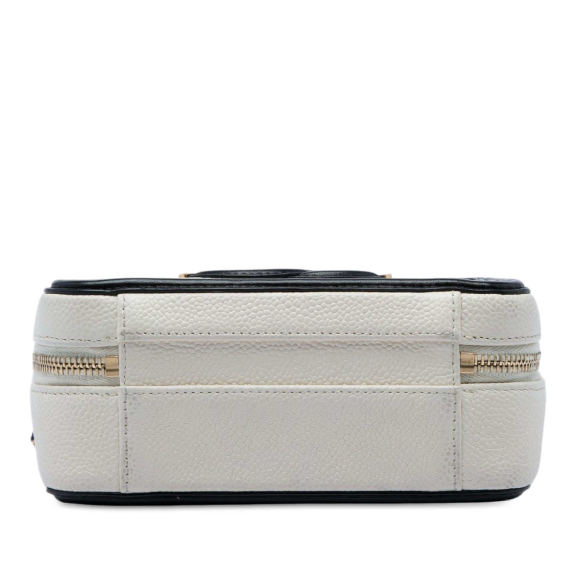 Chanel Small Caviar CC Filigree Vanity Case - image 3