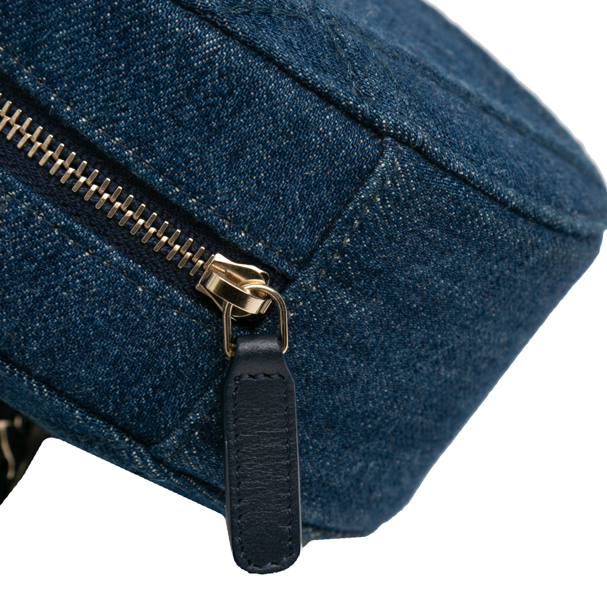 Chanel Denim 19 Round Clutch with Chain - image 8
