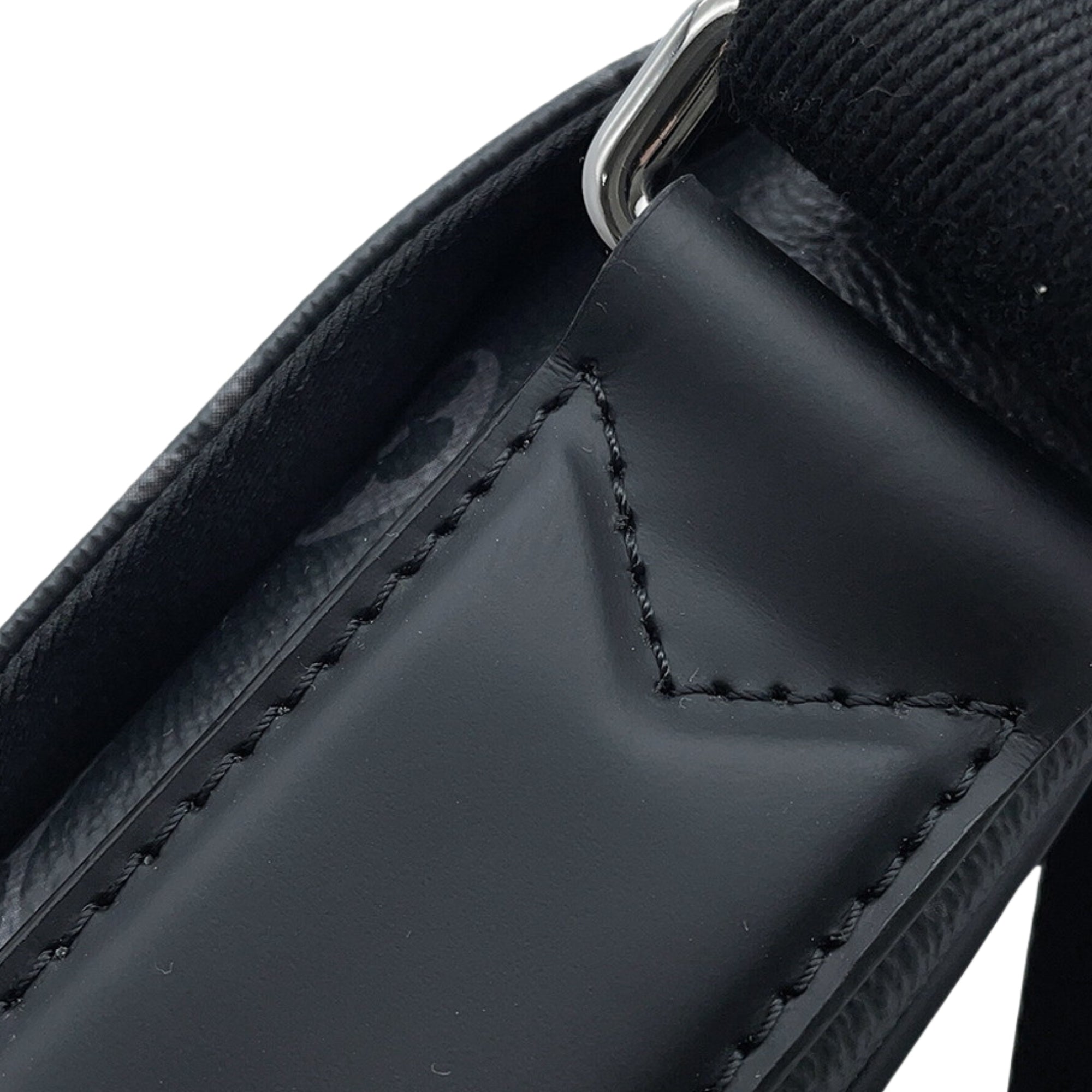 Louis Vuitton Monogram Eclipse District PM - image 10
