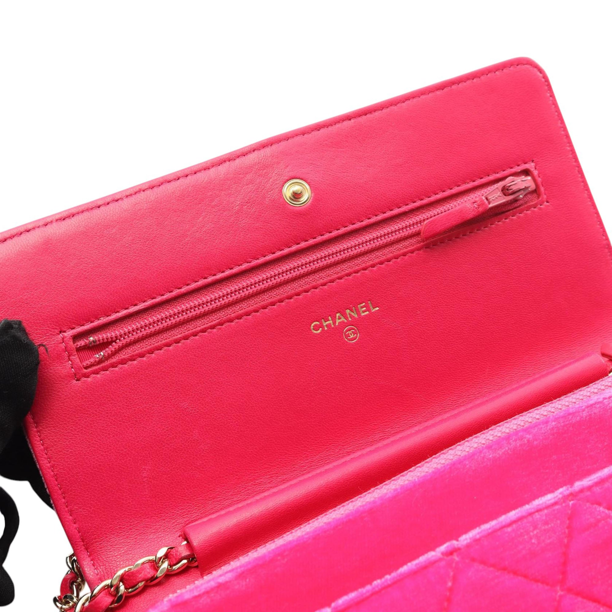Chanel CC Quilted Velvet Wallet on Chain - image 8