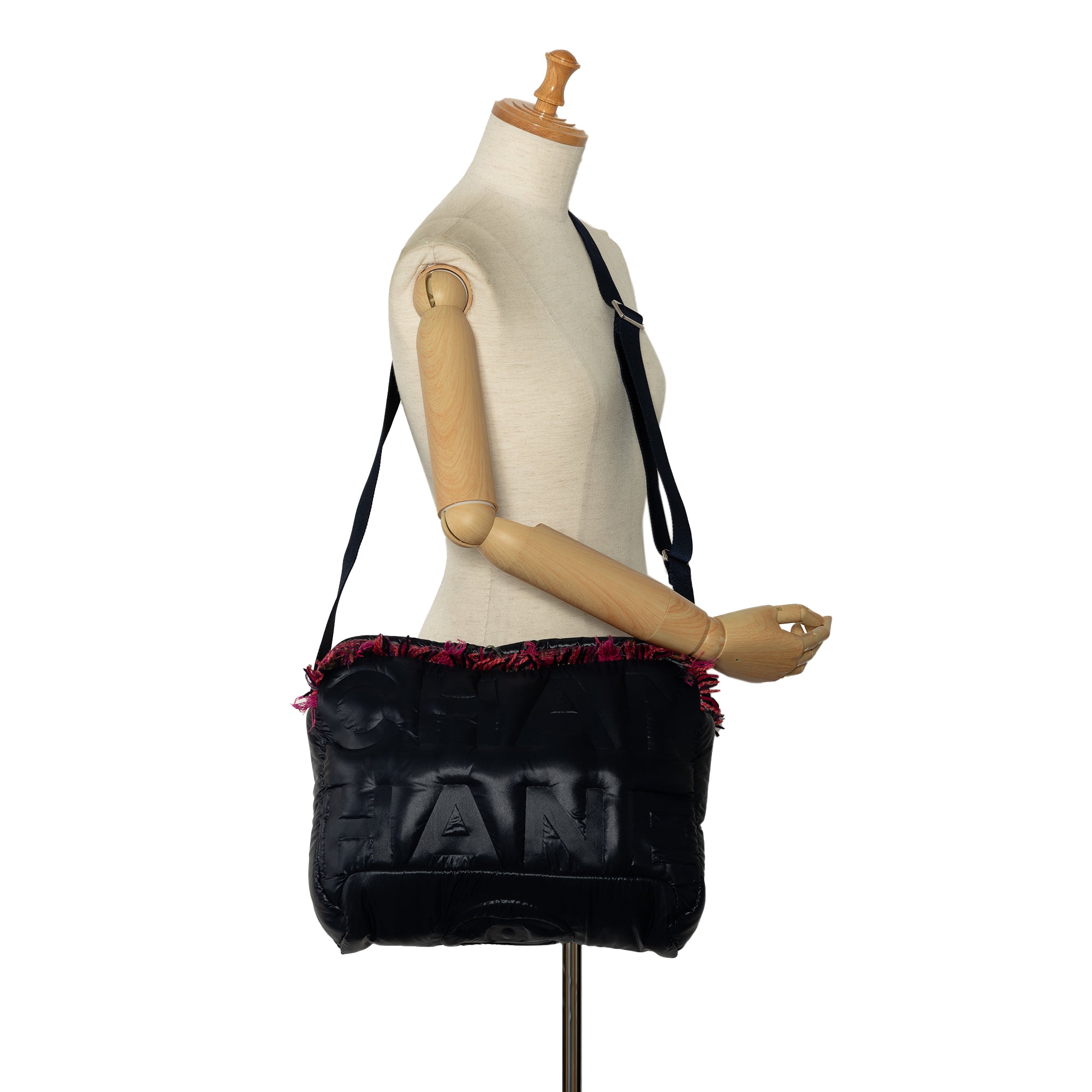 Chanel Doudoune Crossbody Bag - image 9
