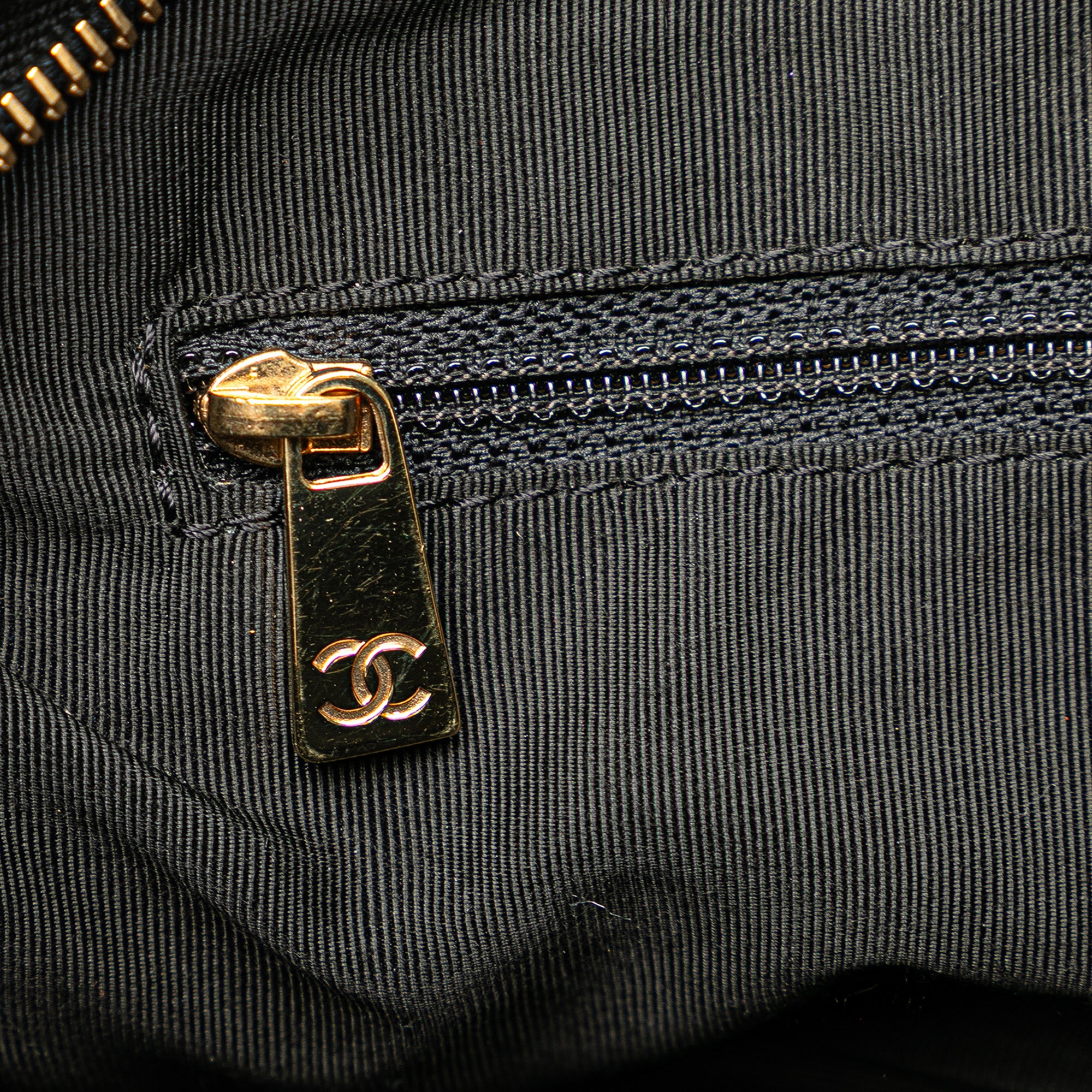 Chanel Petite Caviar Timeless Tote - image 8