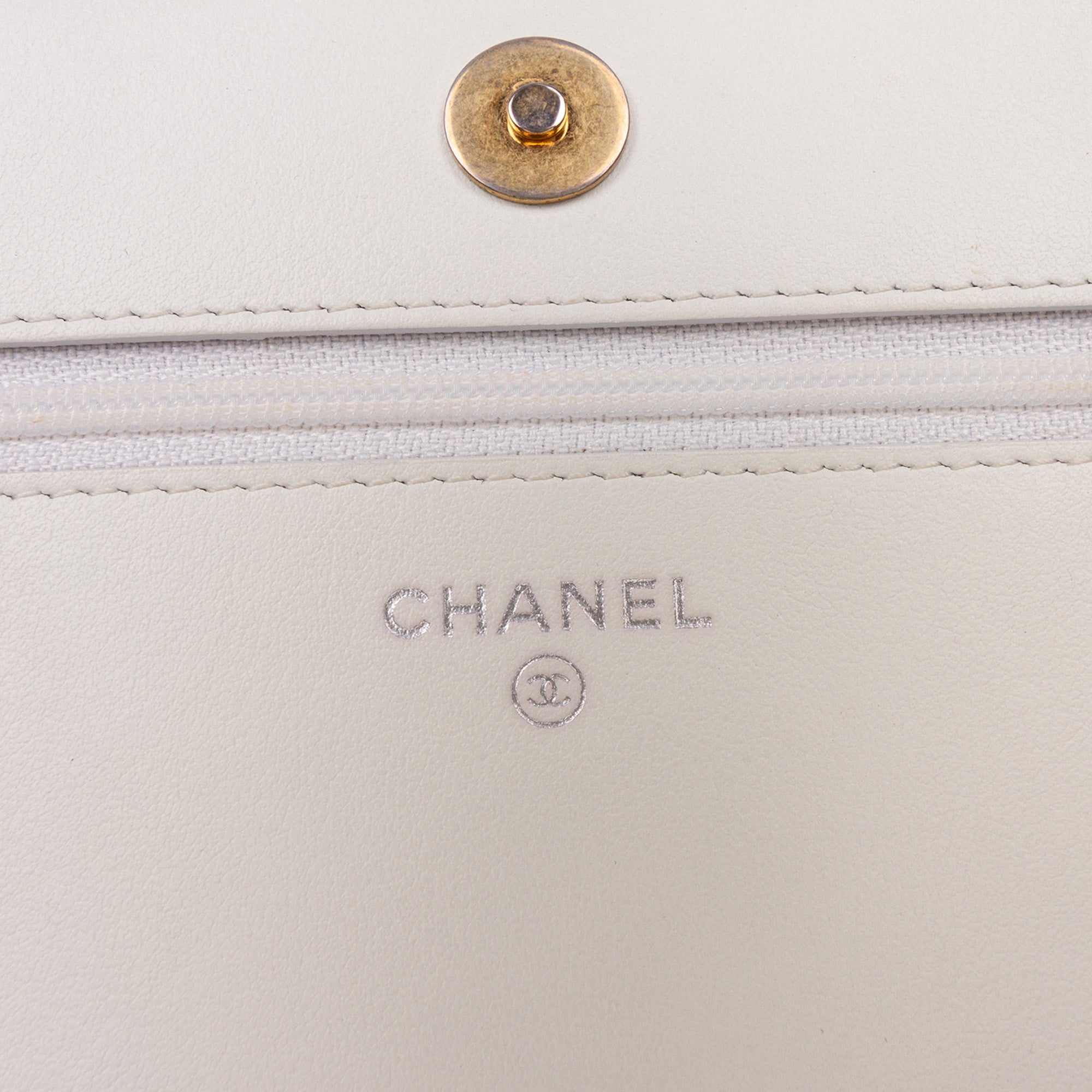 Chanel Quilted Aged Calfskin Gabrielle Wallet On Chain - image 5