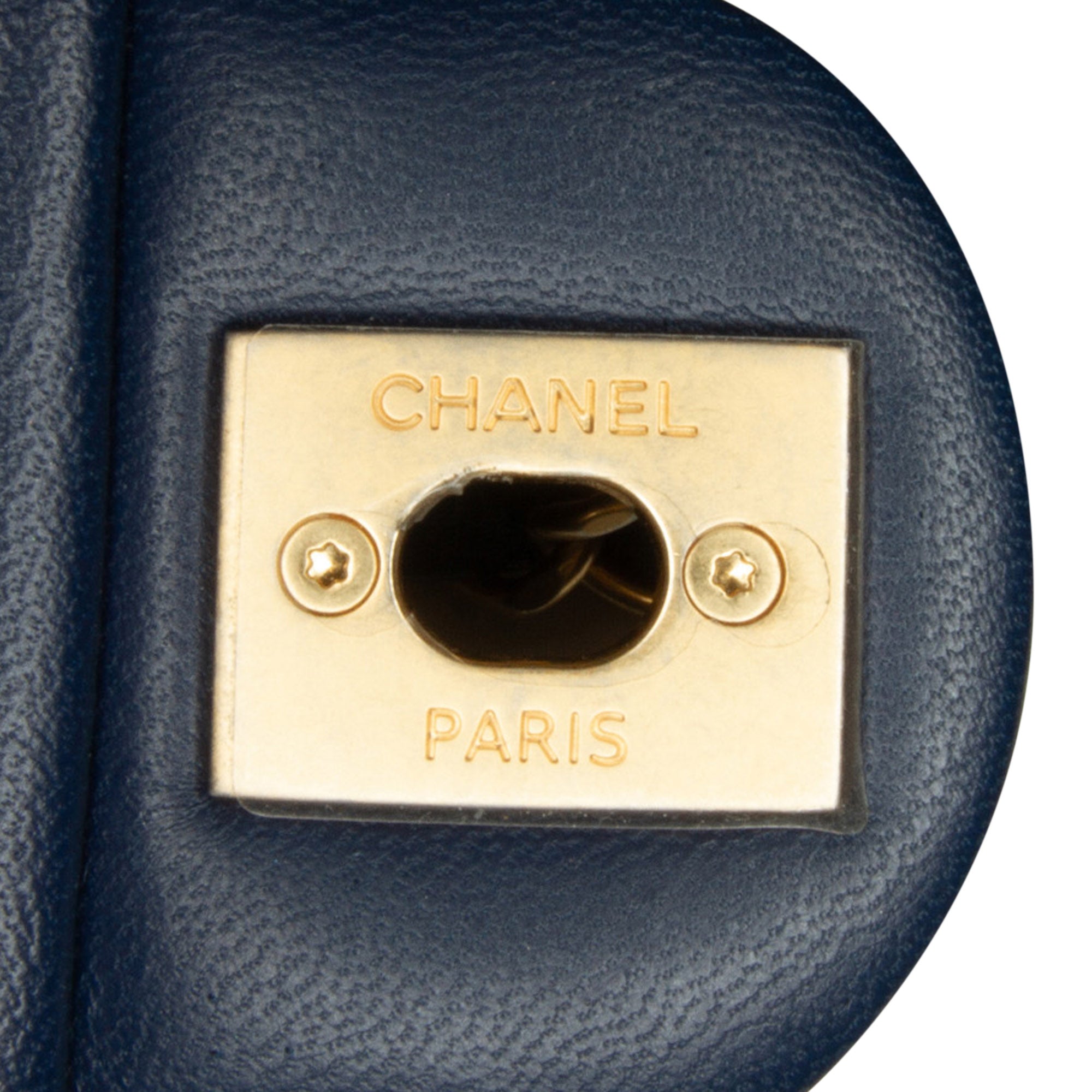 Chanel Small In The Loop Flap - image 9