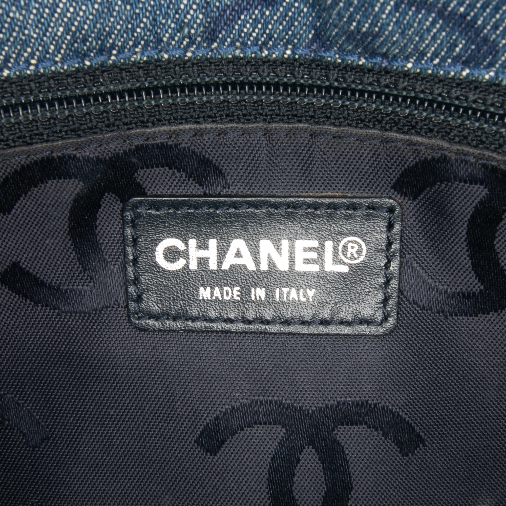 Chanel CC Printed Denim Single Flap - image 5