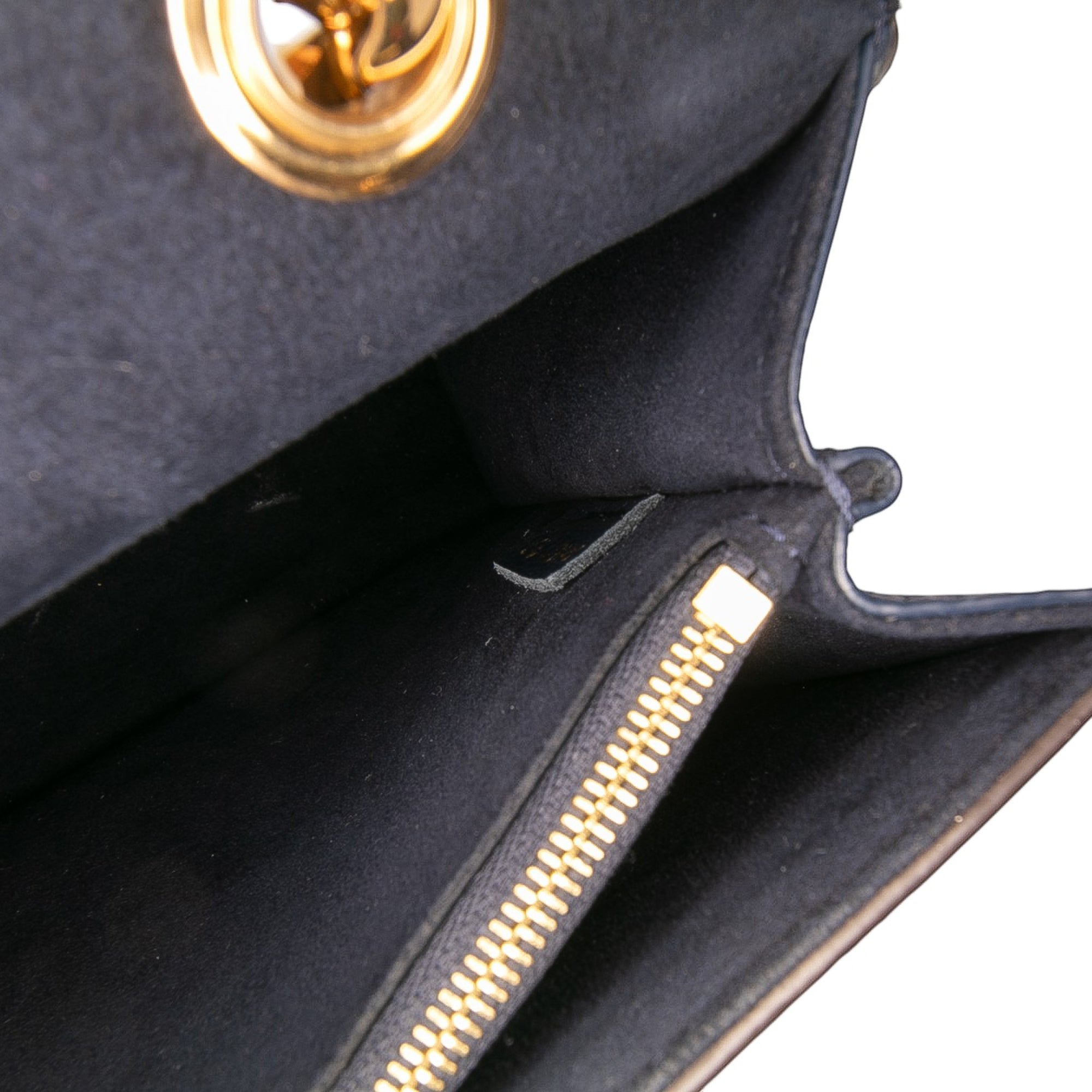 Louis Vuitton Monogram Victoire - image 6