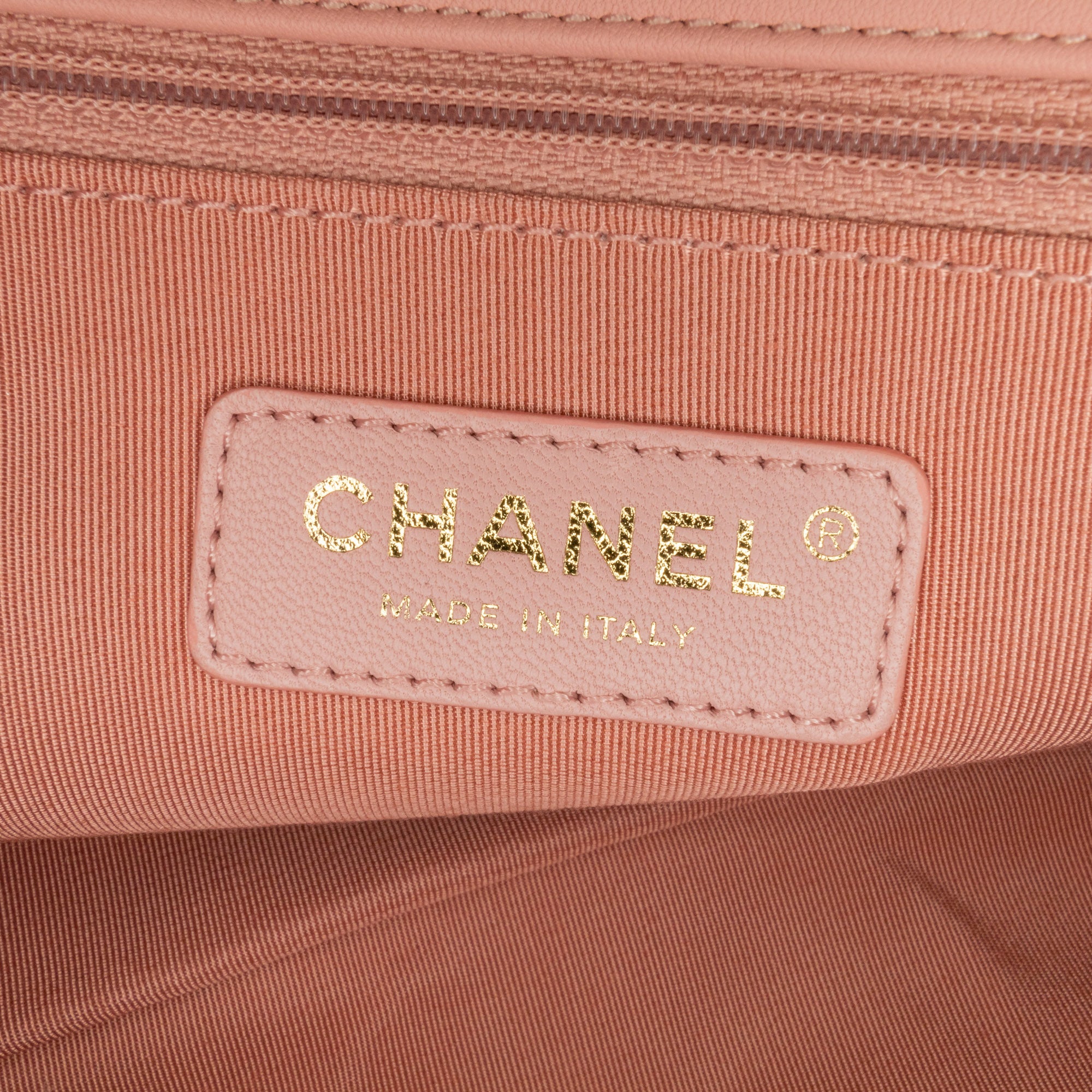 Chanel Medium Tweed Large Pearl Handle Flap - image 6