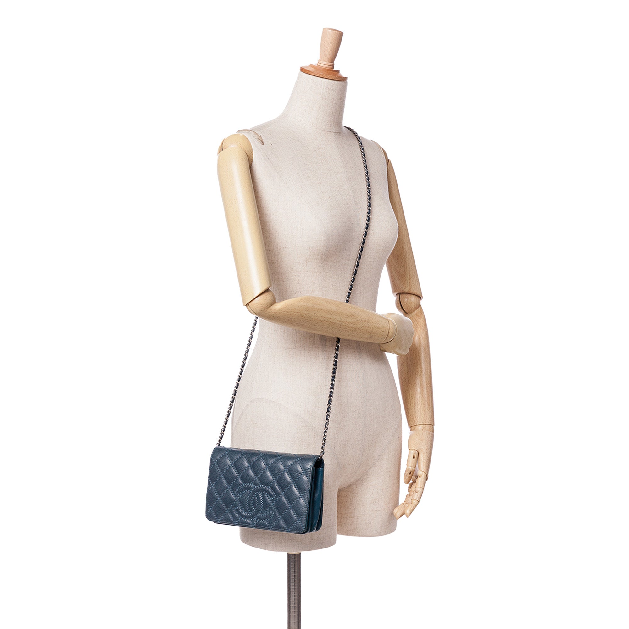 Chanel Stitched CC Quilted Calfskin Wallet on Chain - image 11