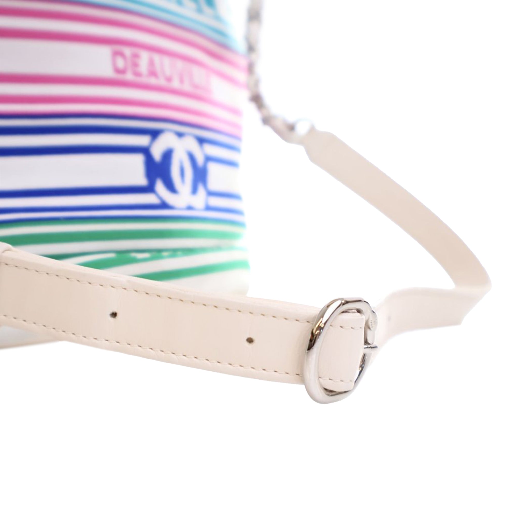 Chanel Mixed Fibers and Aged Calfskin Venise Biarritz Bucket Bag - image 11
