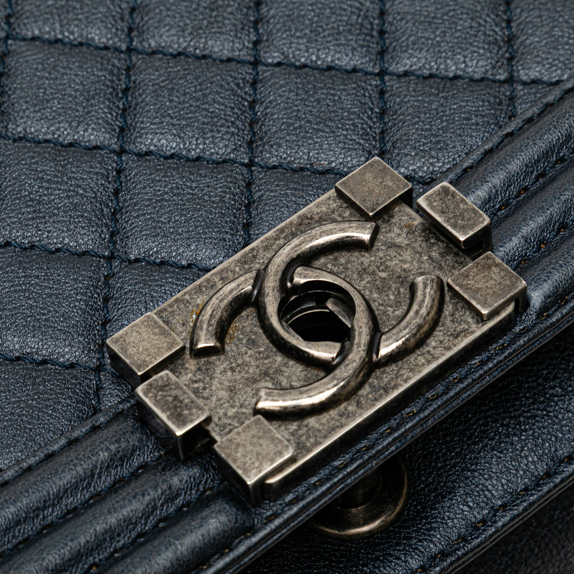 Chanel Old Medium Quilted Lambskin Boy Flap - image 7