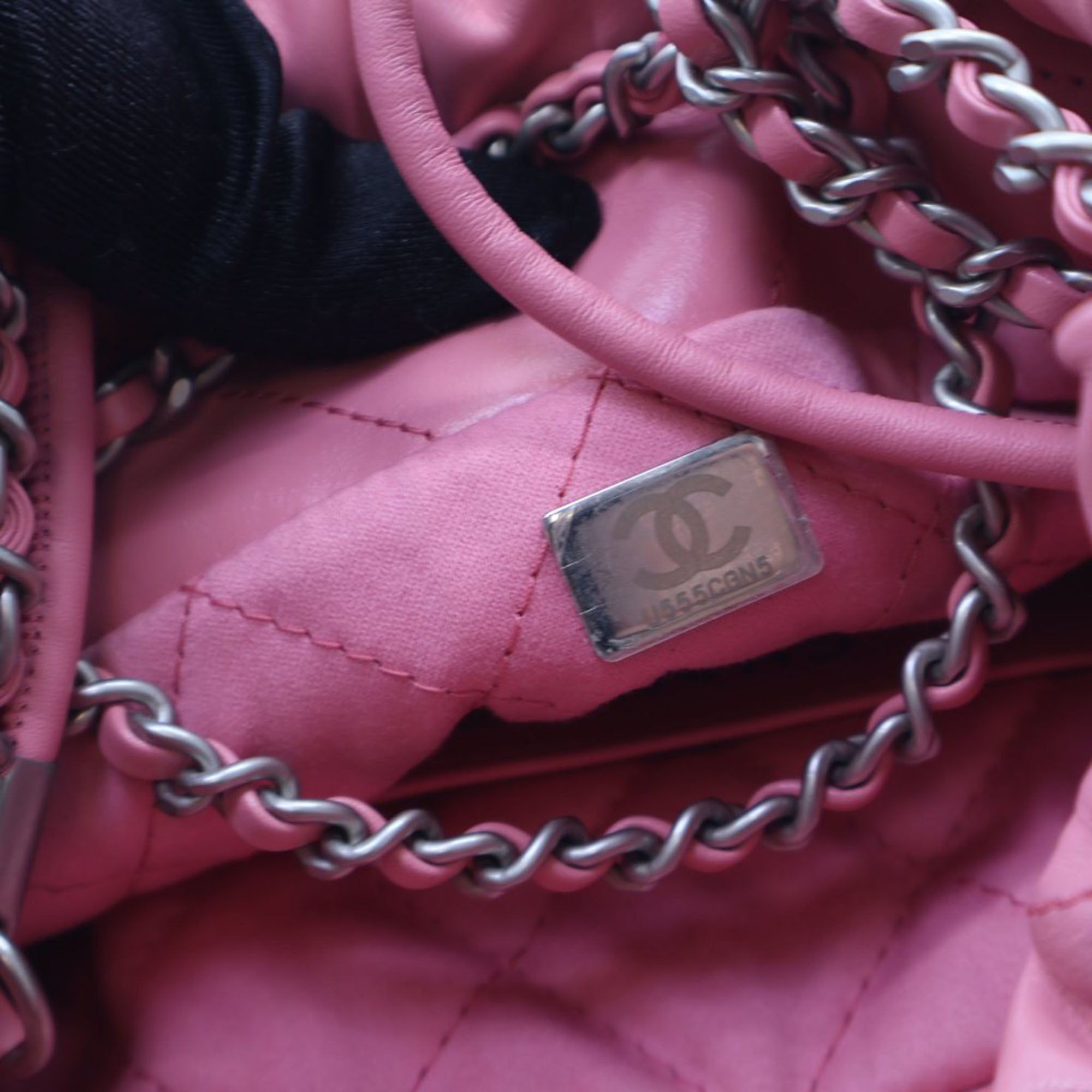Chanel Mini Shiny Calfskin 22 Handbag - image 4