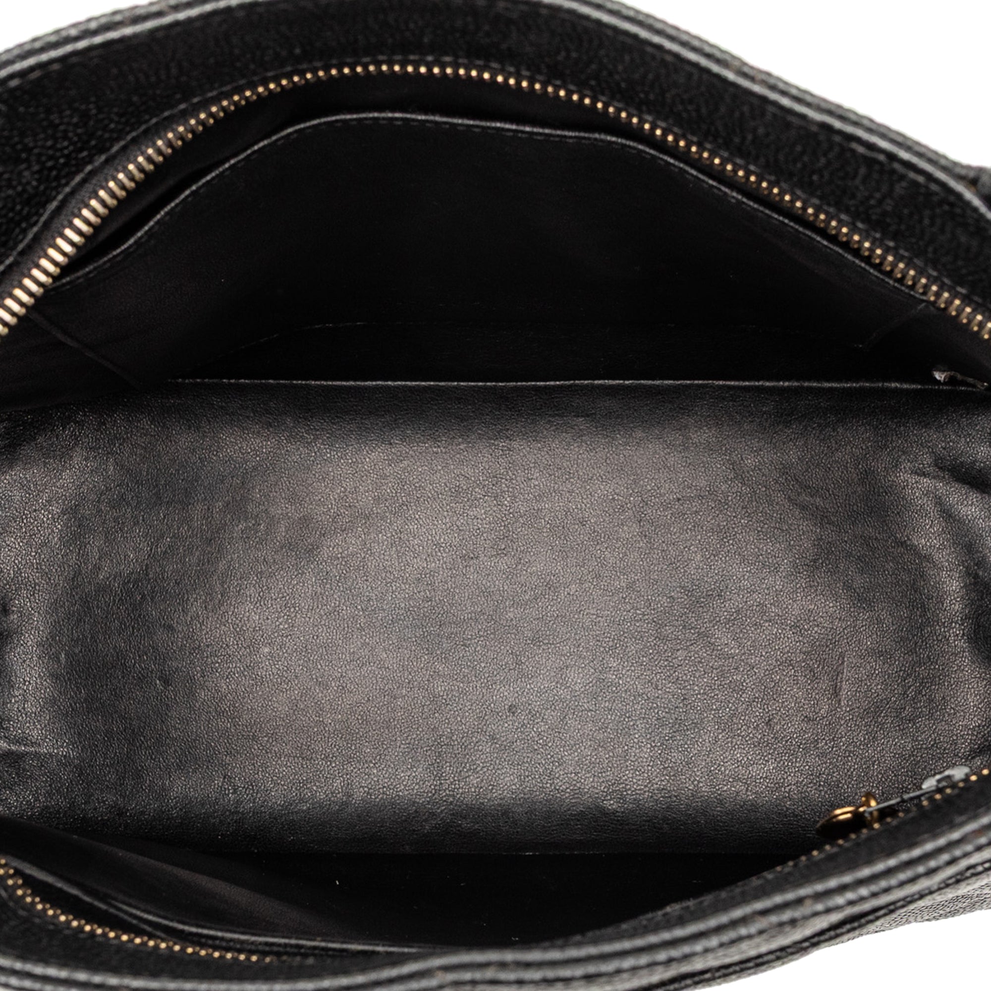 Chanel Caviar Medallion Tote - image 4