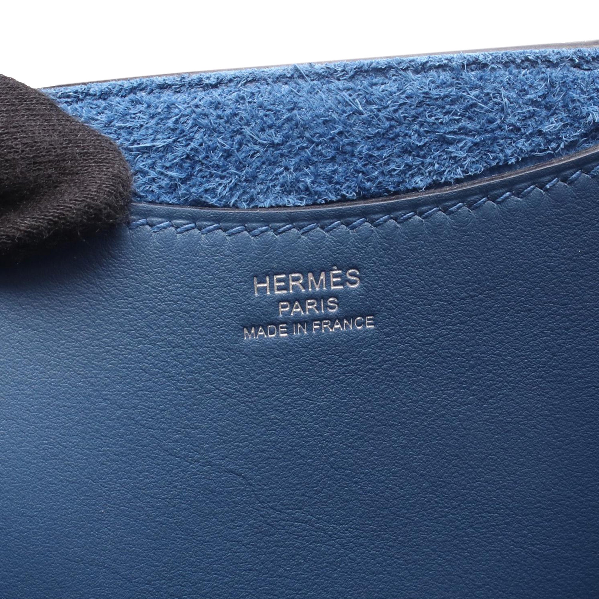 Hermès Clemence and Swift In The Loop 18 - image 5